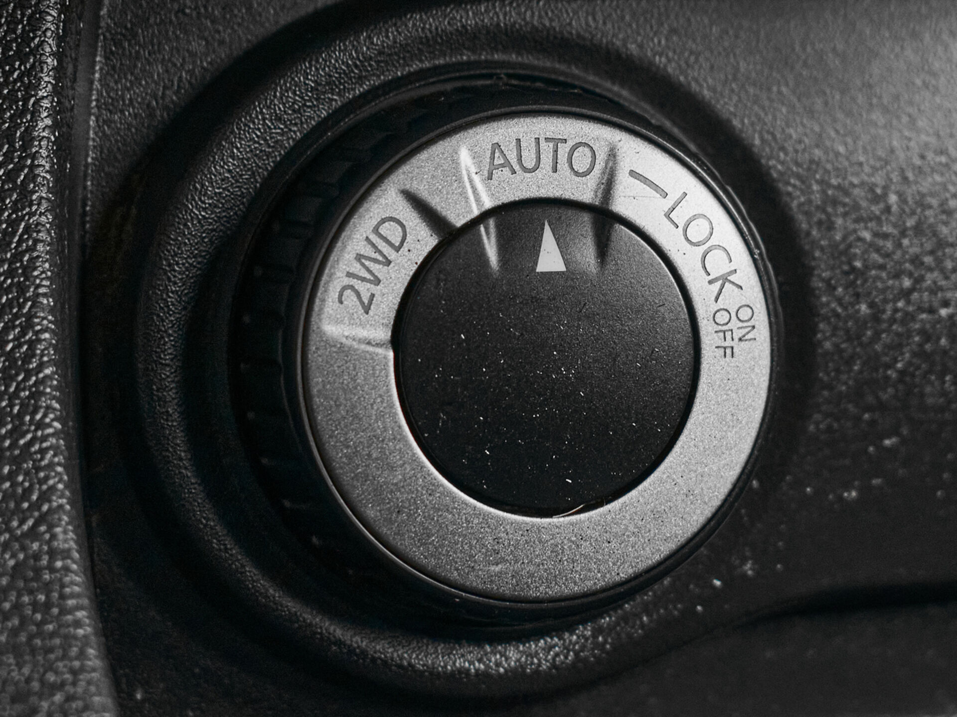 Купить Renault Duster 2.0 MT (143 л.с.) 4WD, 2017 в Екатеренбурге