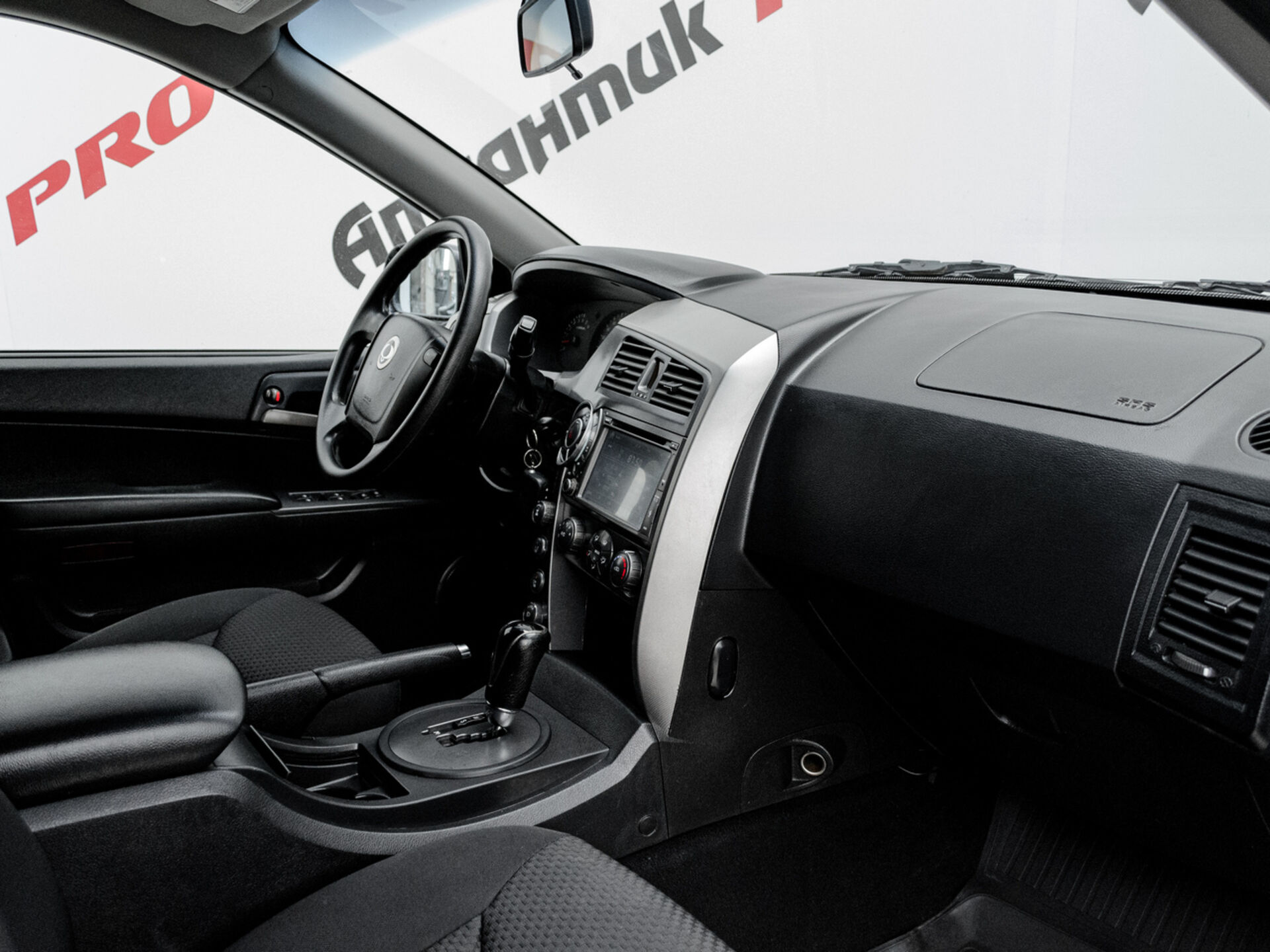 Купить SsangYong Kyron 6-speed 2.3 AT (150 л.с.) 4WD, 2013 в Екатеренбурге