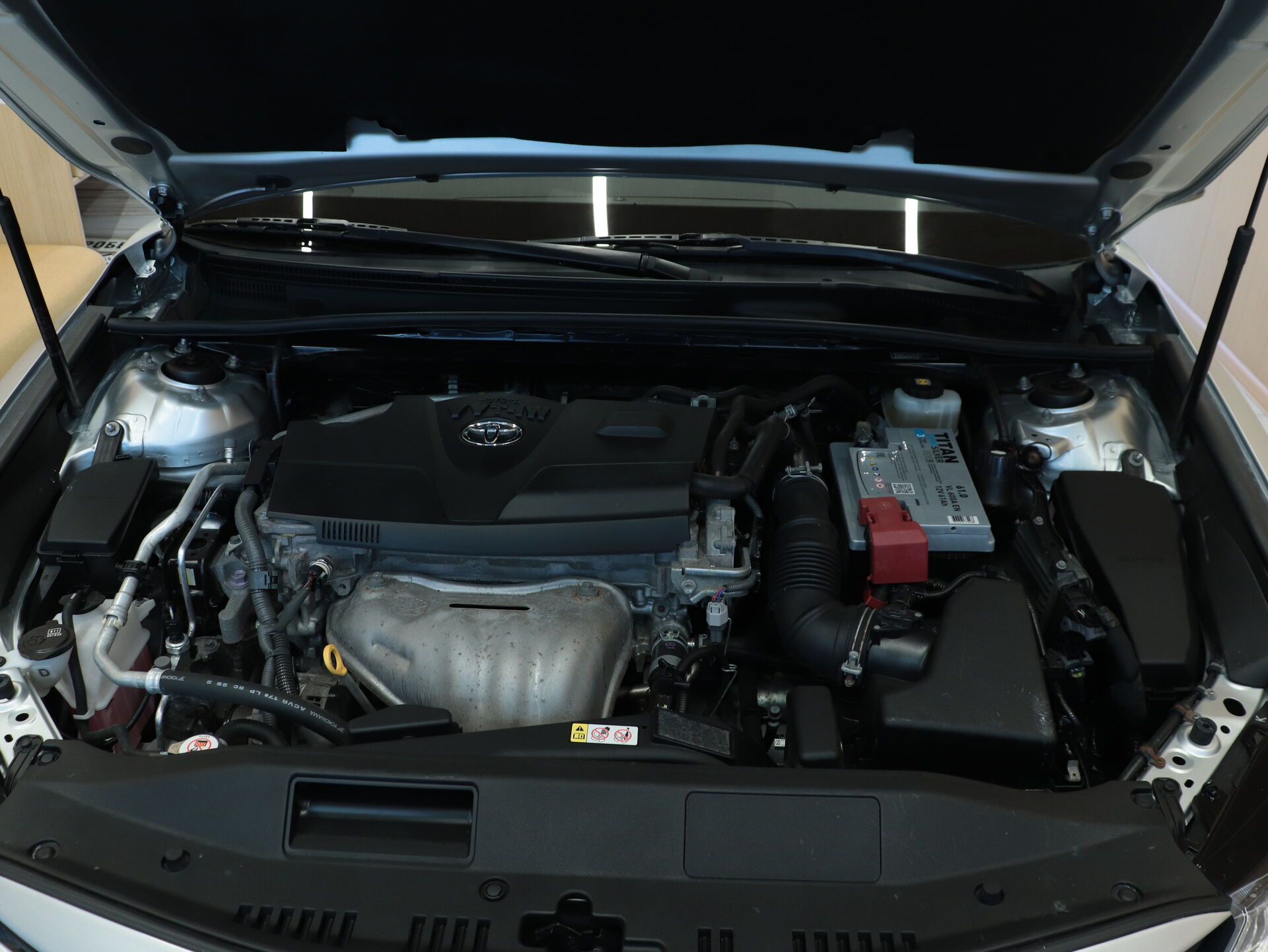 Toyota Camry 2019 21
