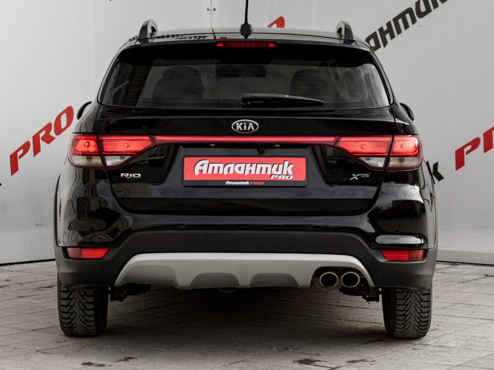 Купить Kia Rio X-Line 1.6 AT (123 л.с.), 2017 в Екатеренбурге