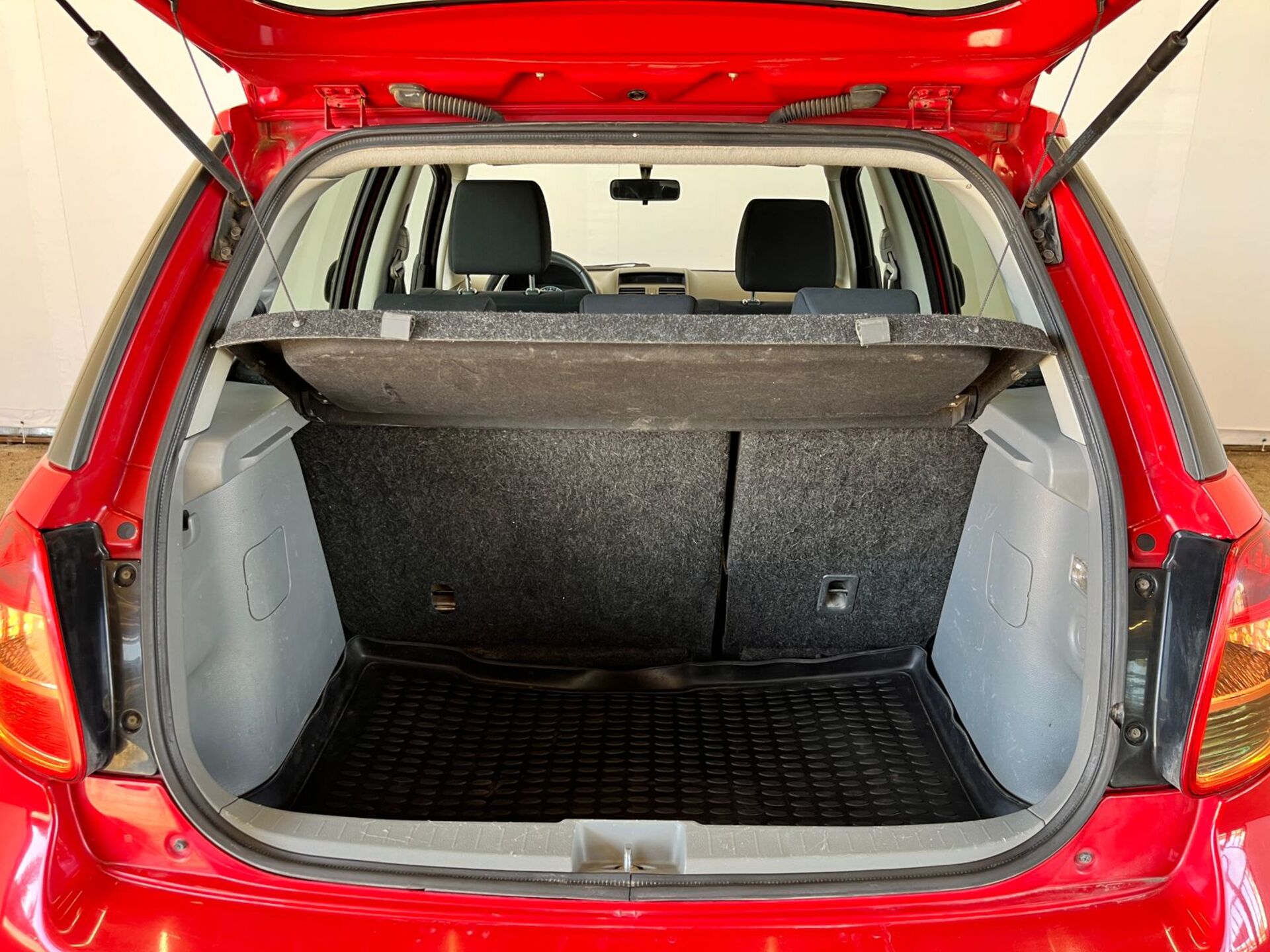 Suzuki SX4 None 2009 г.в., 132 333 км.