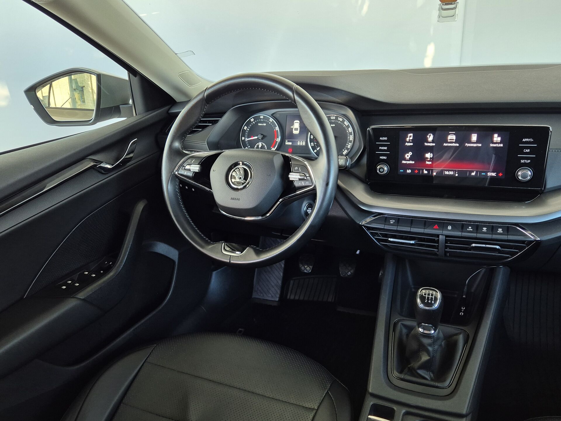 Skoda Octavia Ambition Plus 2021 г.в., 59 266 км.