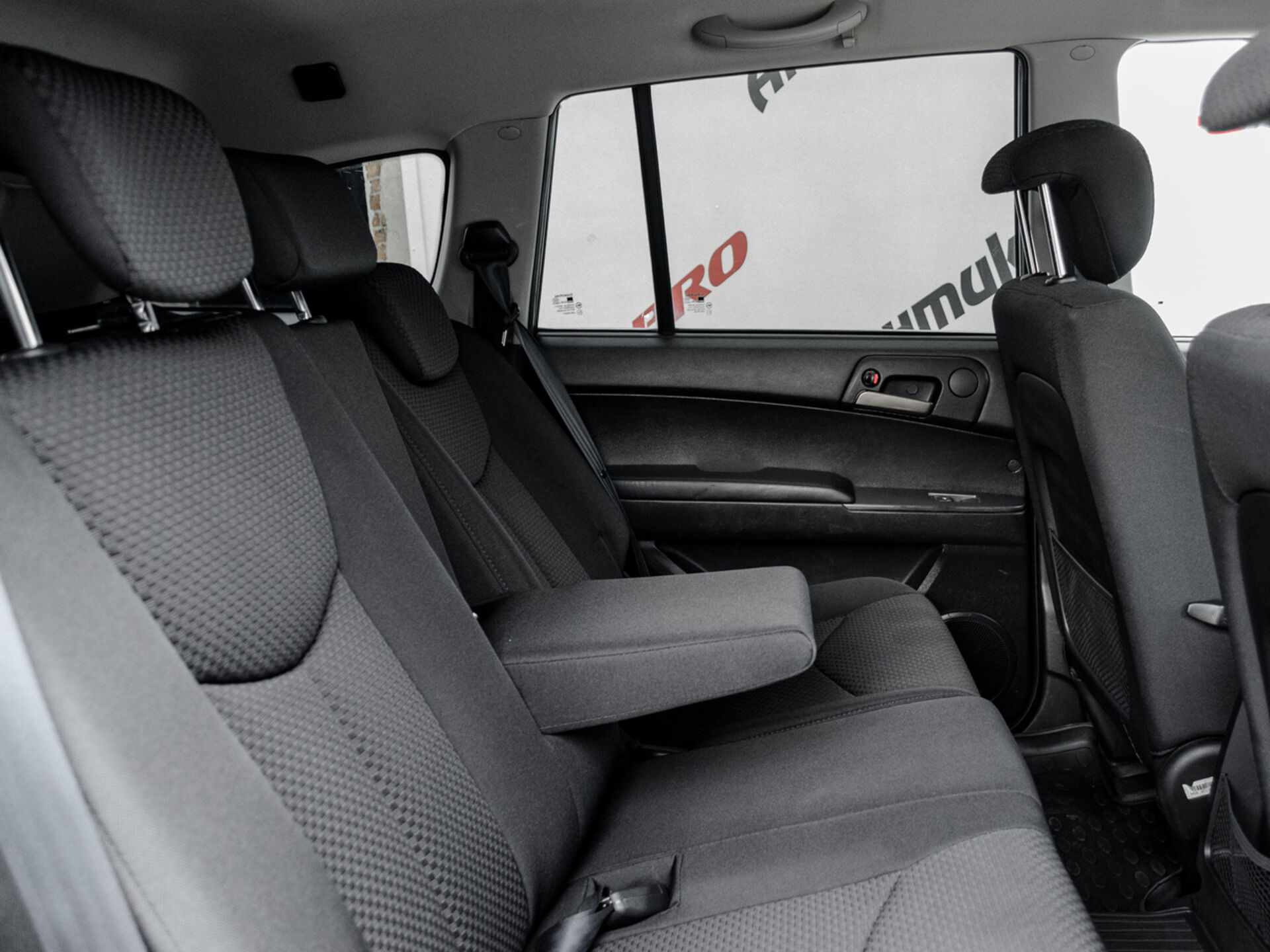 Купить SsangYong Kyron 6-speed 2.3 AT (150 л.с.) 4WD, 2013 в Екатеренбурге