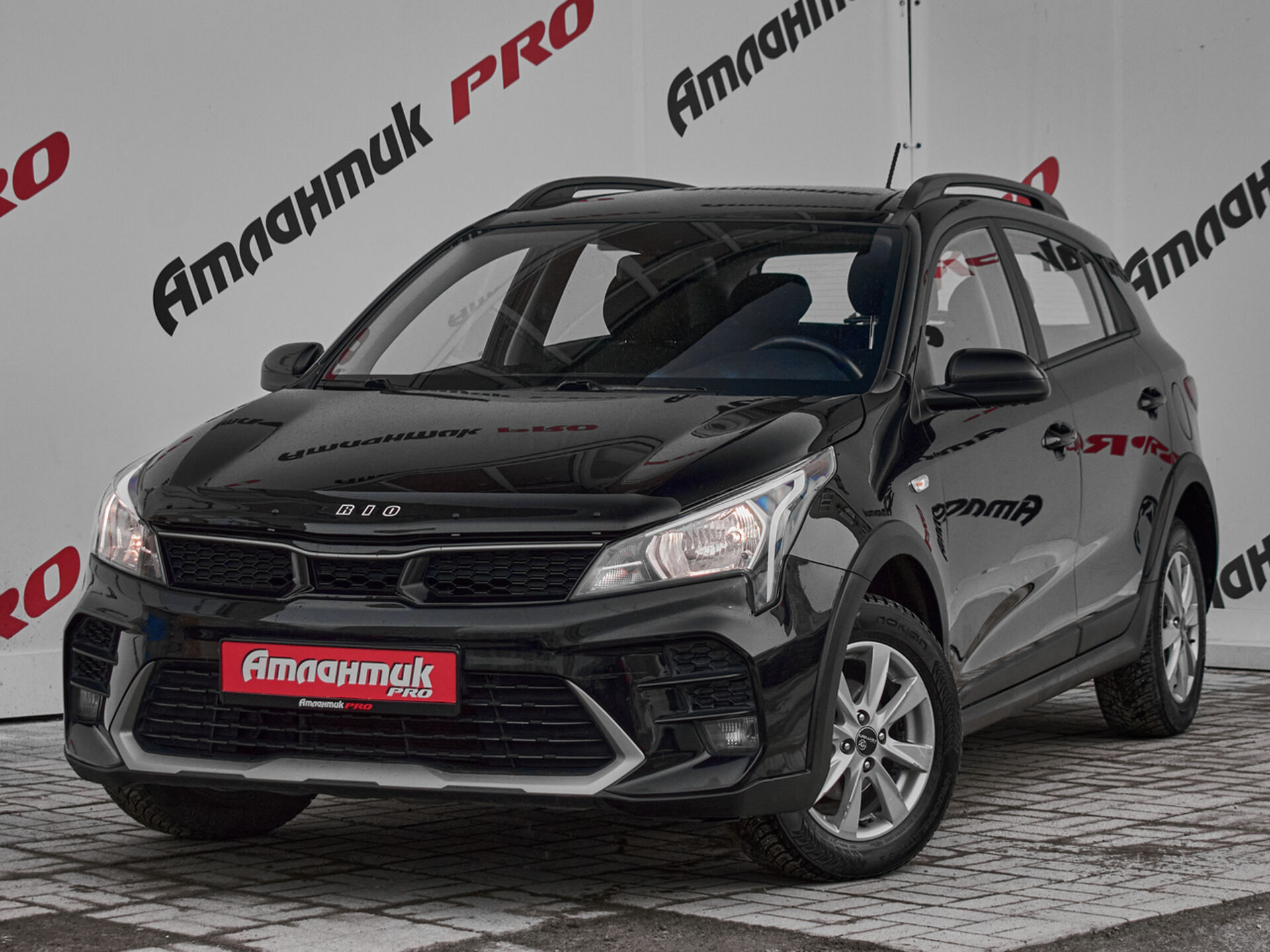 Купить Kia Rio X-Line 1.4 MT (100 л.с.), 2020 в Екатеренбурге