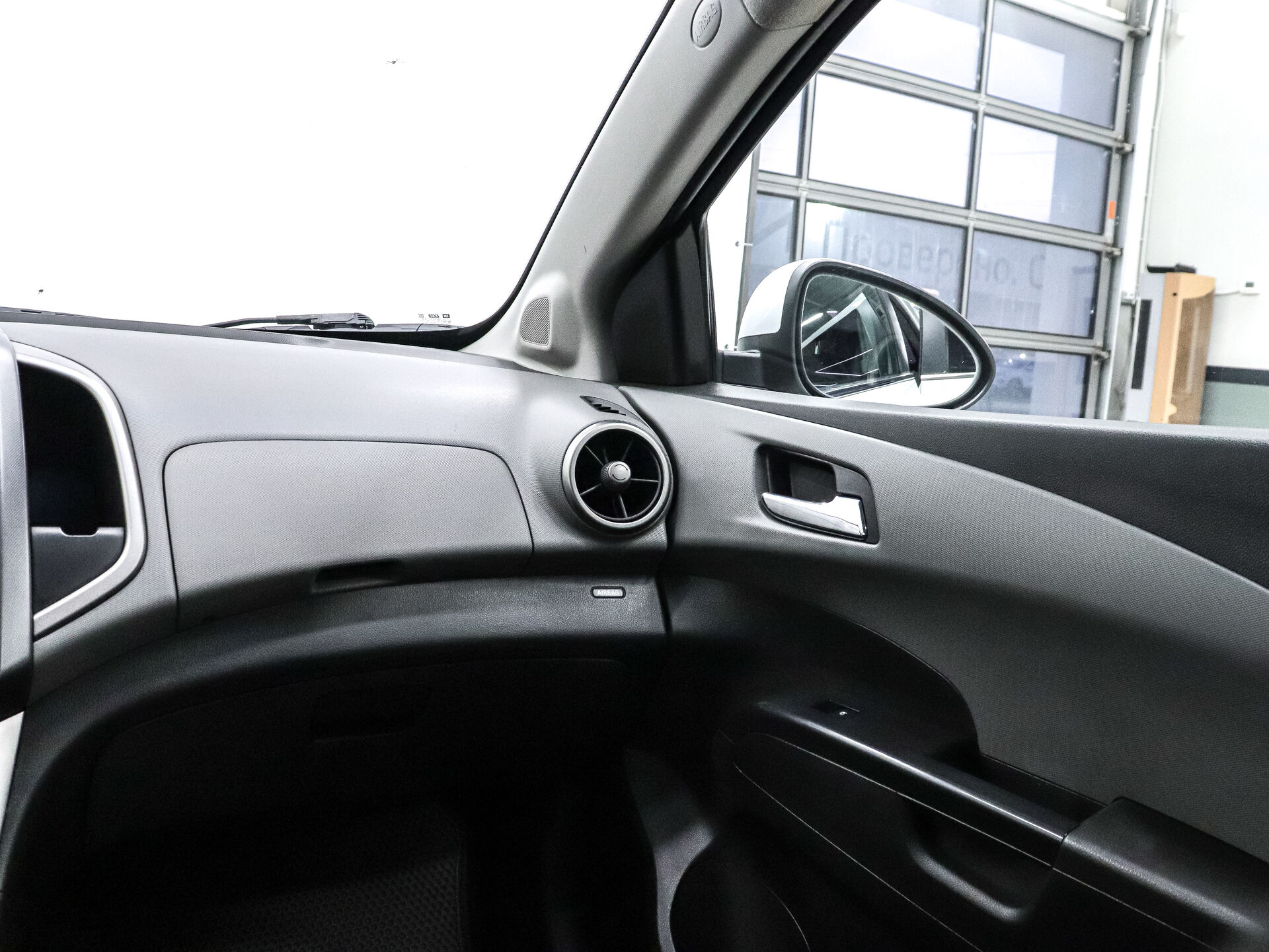 Chevrolet Aveo 2014 18