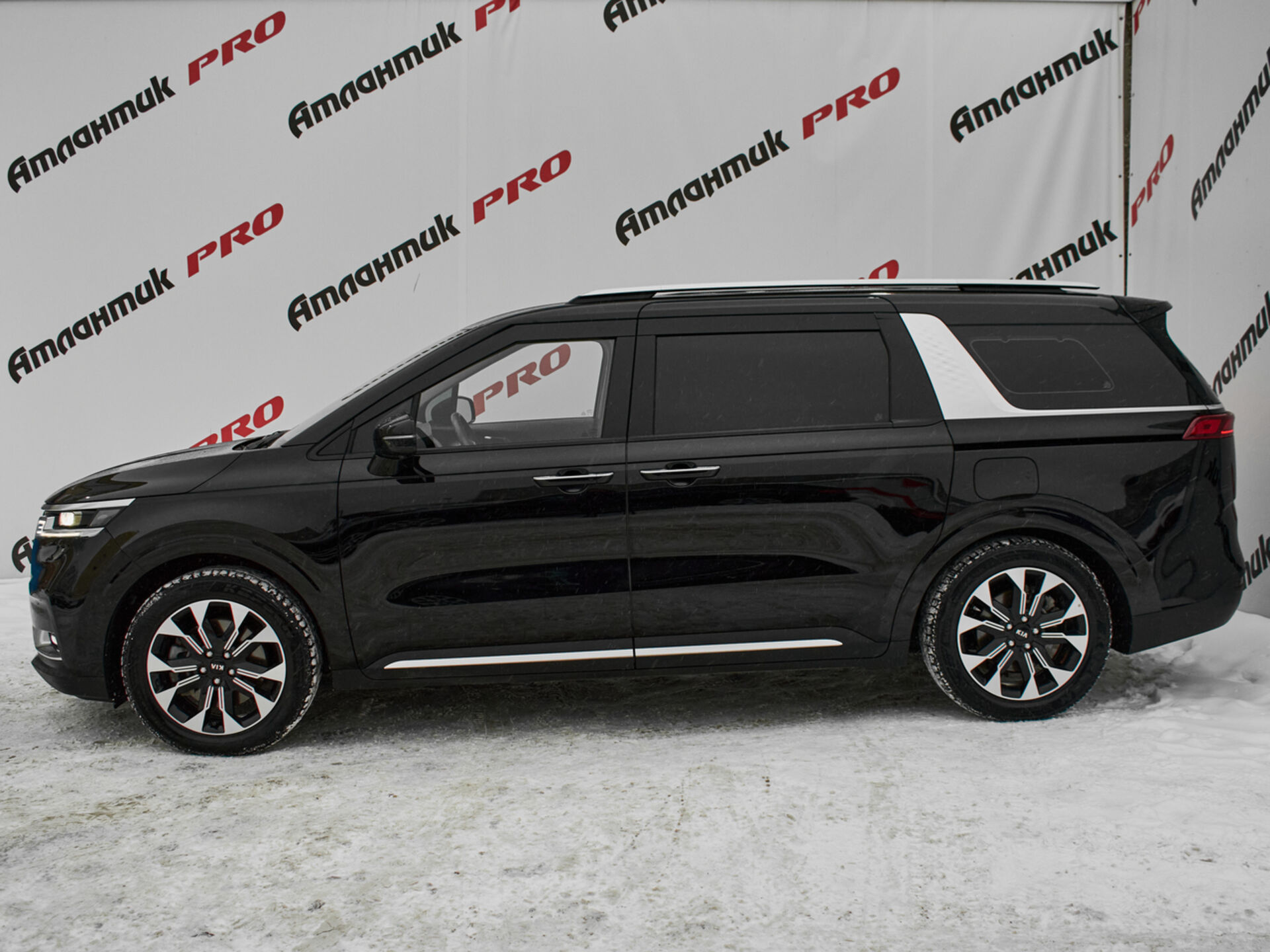 Купить Kia Carnival 2.2d AT (202 л.с.), 2020 в Екатеренбурге