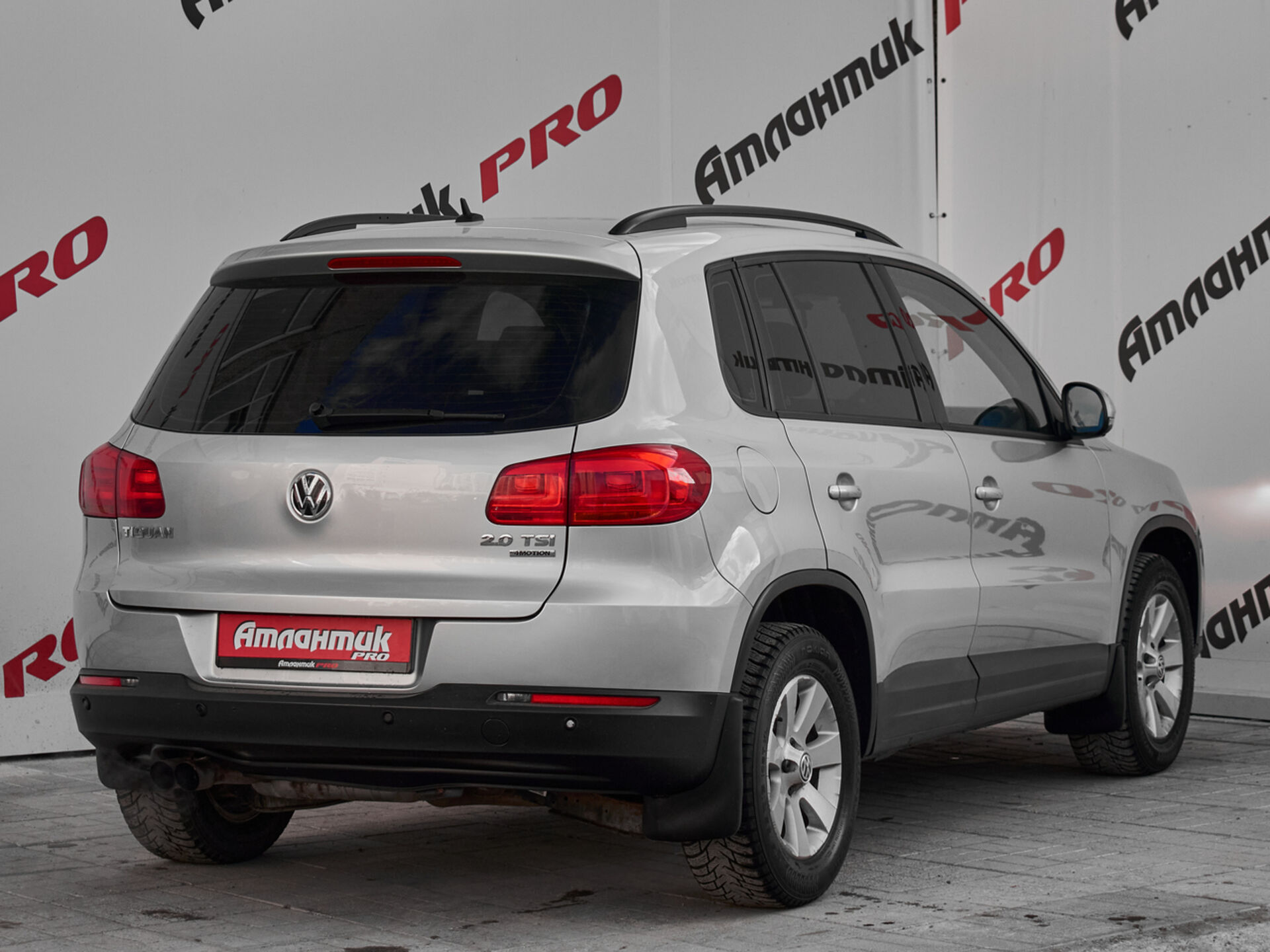 Купить Volkswagen Tiguan 2.0 AT (170 л.с.) 4WD, 2013 в Екатеренбурге