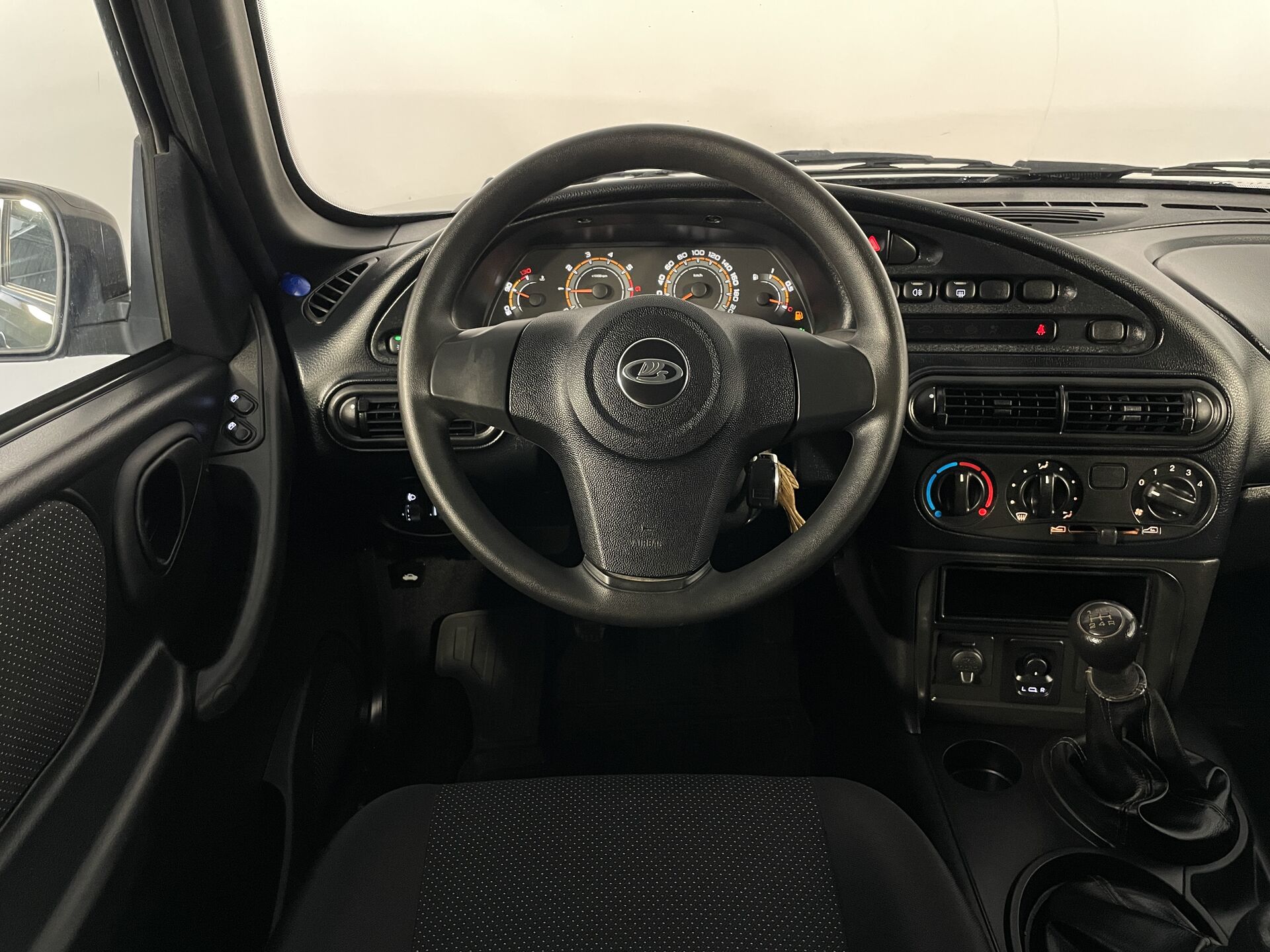 Lada Niva Travel Classic (2021) 2022 г.в., 30 000 км.