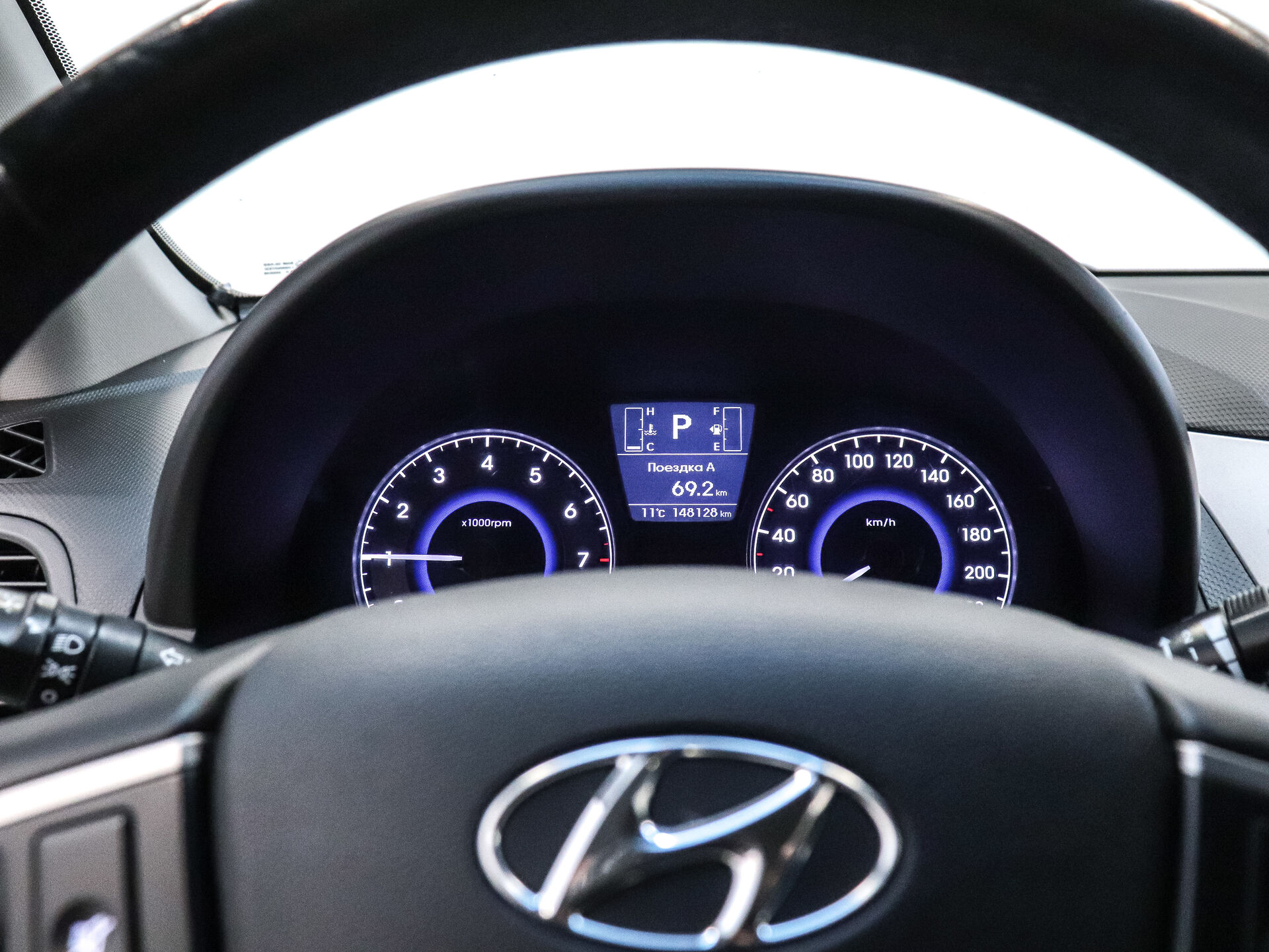 Hyundai Solaris 2015 11