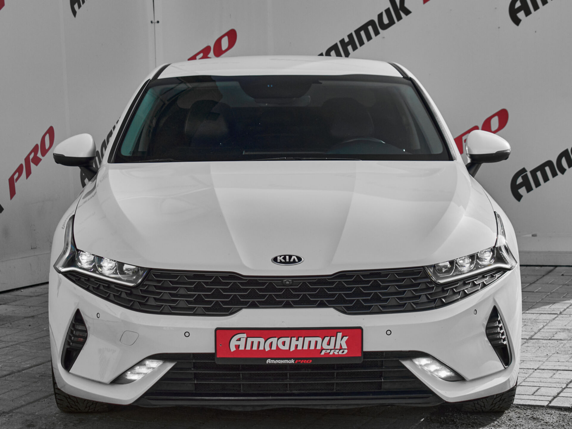 Купить Kia K5 2.5 AT (194 л.с.), 2020 в Екатеренбурге