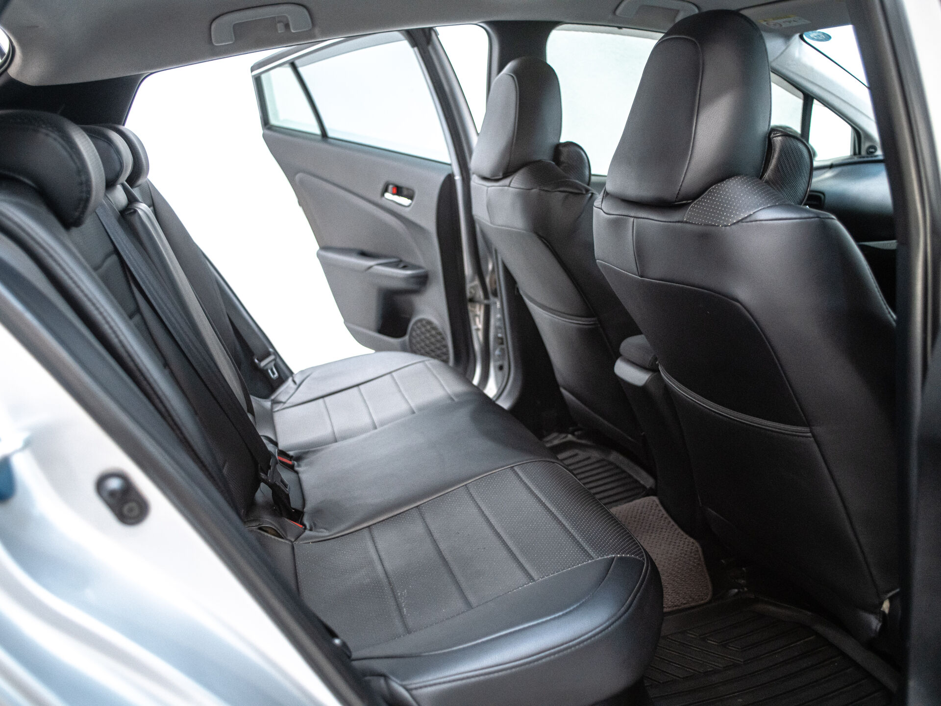 Toyota Prius 2016 26