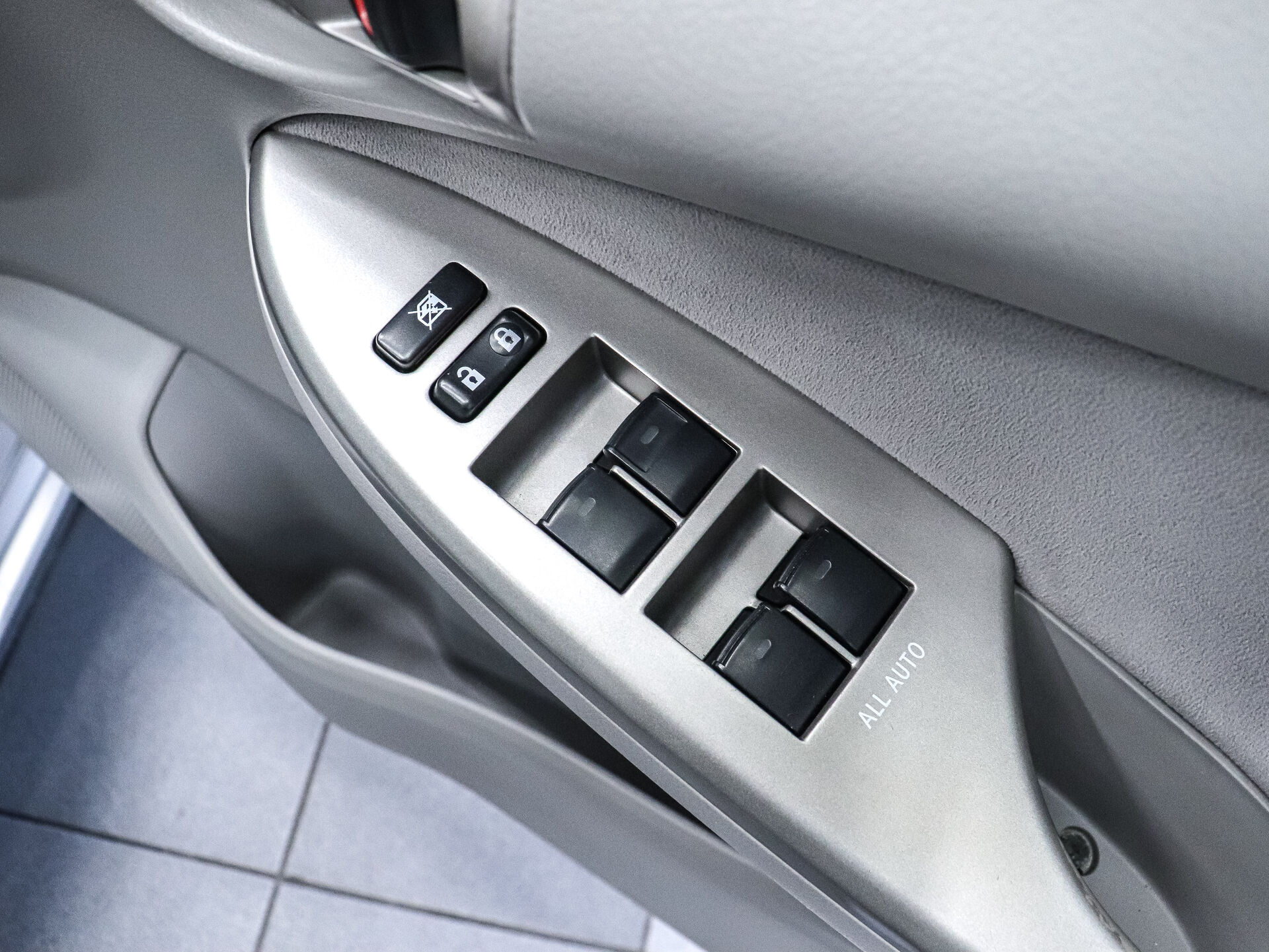 Toyota Corolla 2009 8