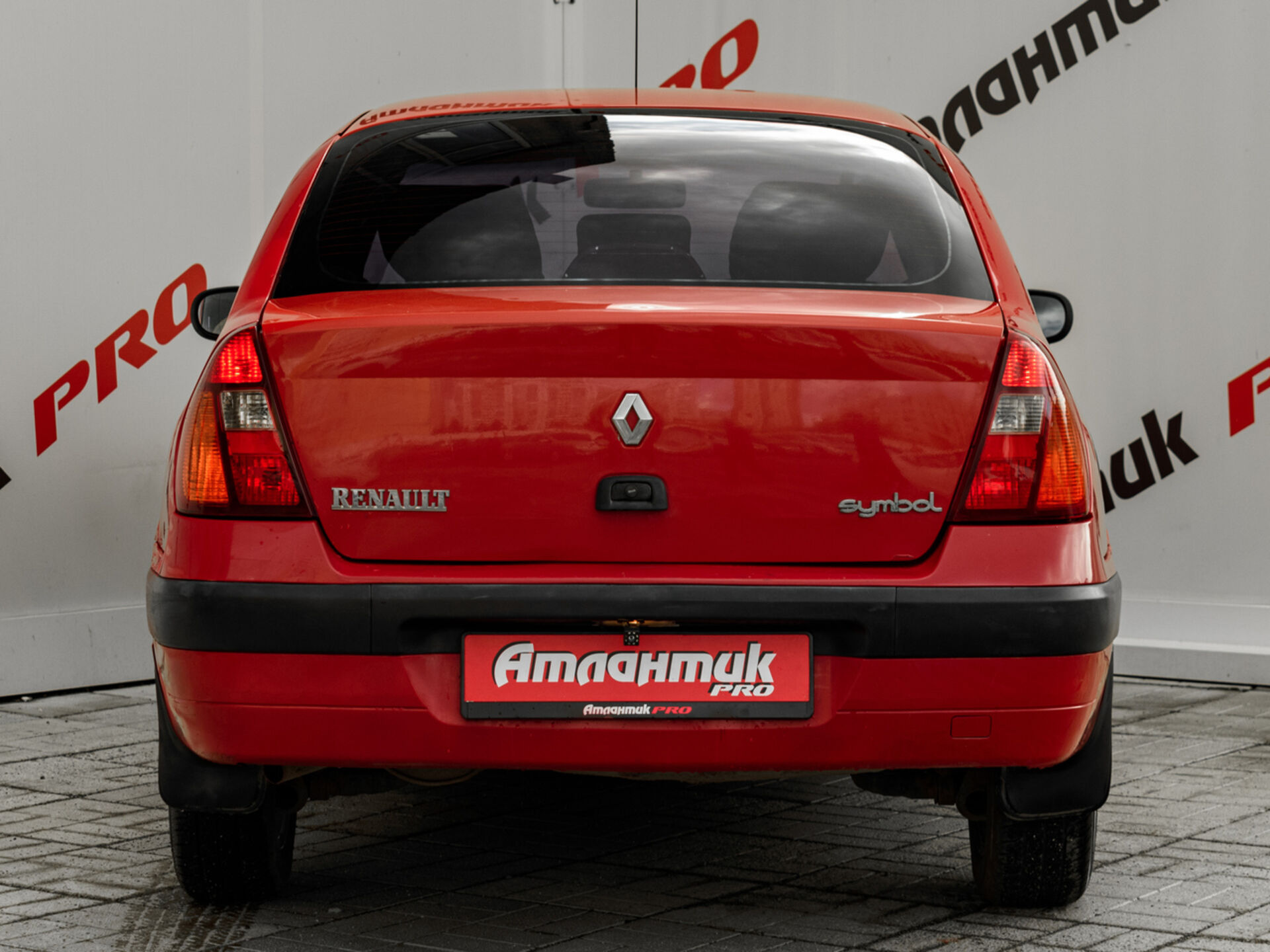 Купить Renault Symbol 1.4 MT (75 л.с.), 2002 в Екатеренбурге