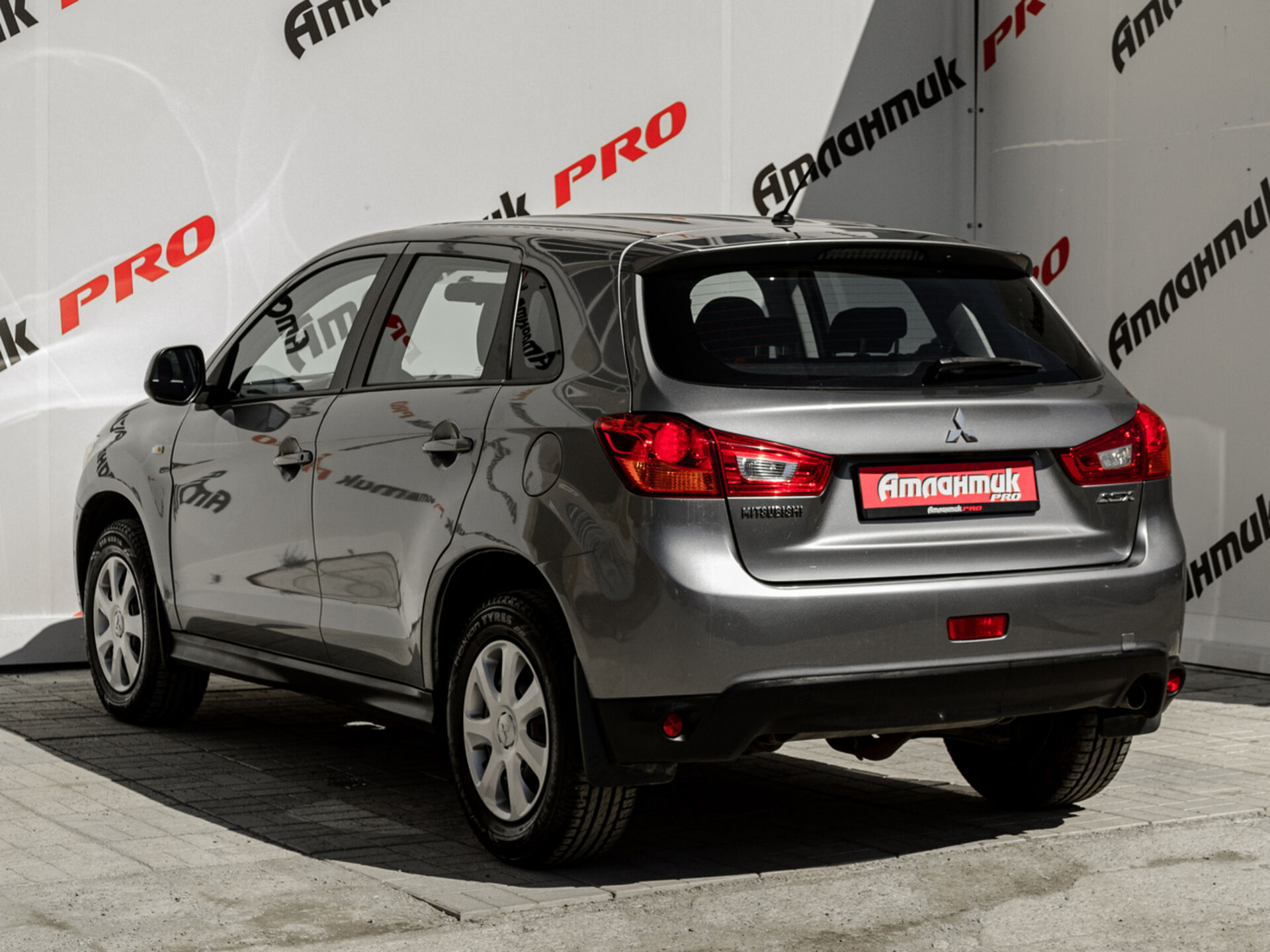 Купить Mitsubishi ASX 1.6 MT (117 л.с.), 2014 в Екатеренбурге