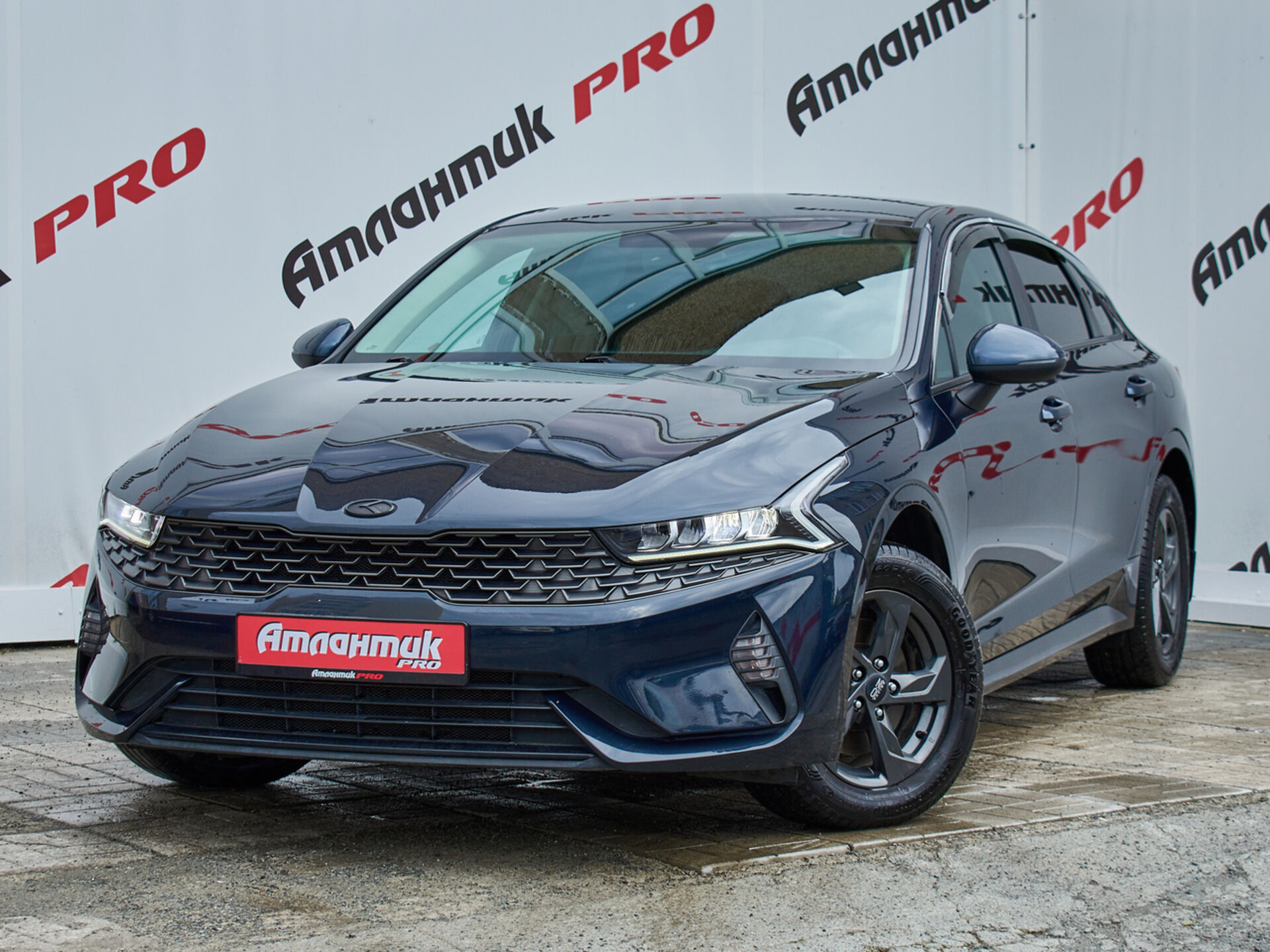 Купить Kia K5 2.0 AT (150 л.с.), 2021 в Екатеренбурге