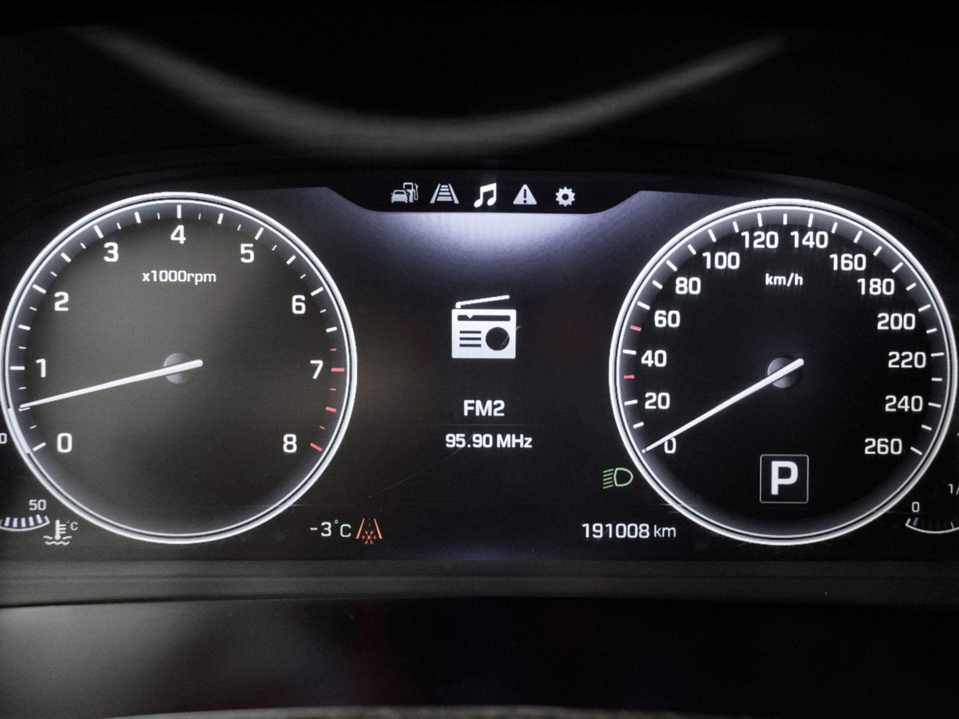 Купить Hyundai Equus 5.0 AT (430 л.с.), 2015 в Екатеренбурге