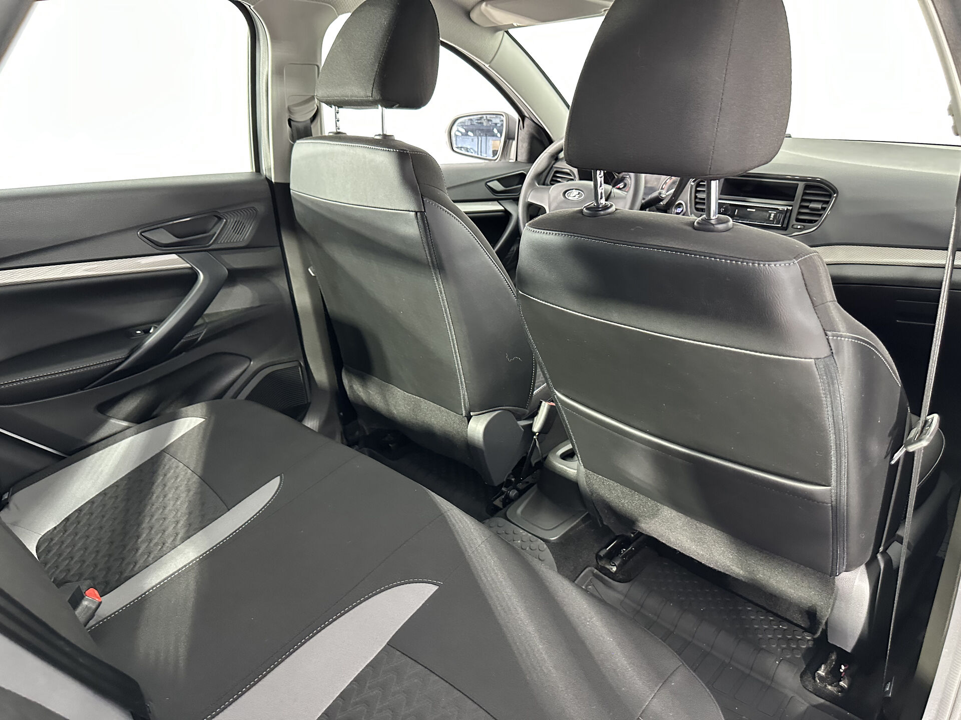 Lada Vesta Life 2023 г.в., 27 000 км.