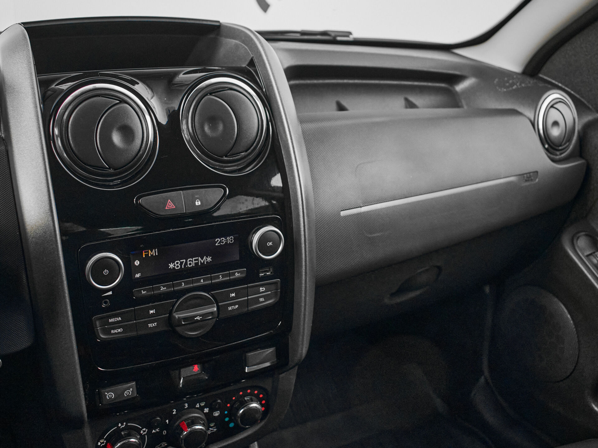 Купить Renault Duster 1.6 MT (114 л.с.) 4WD, 2020 в Екатеренбурге