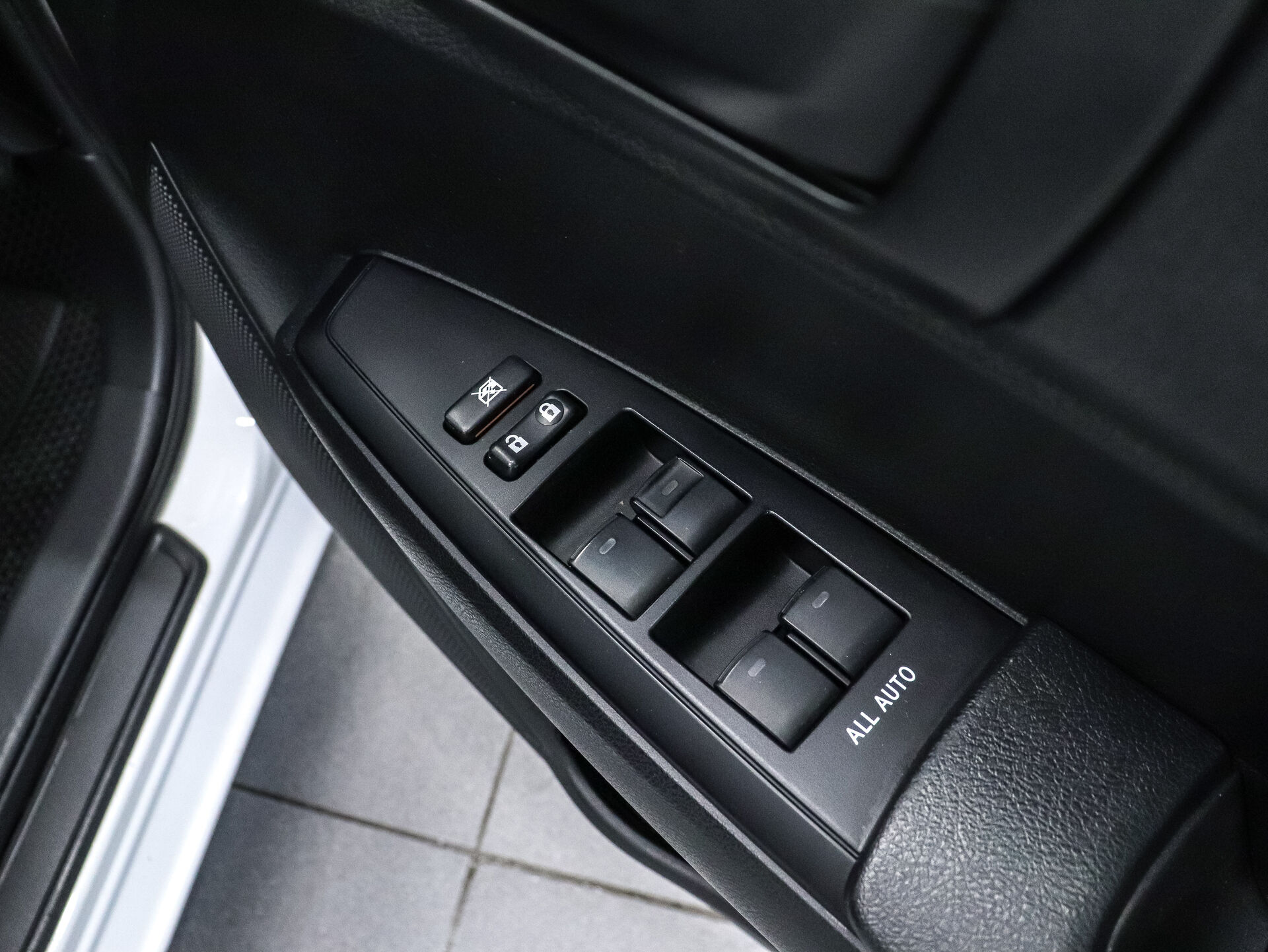 Toyota Corolla 2016 8