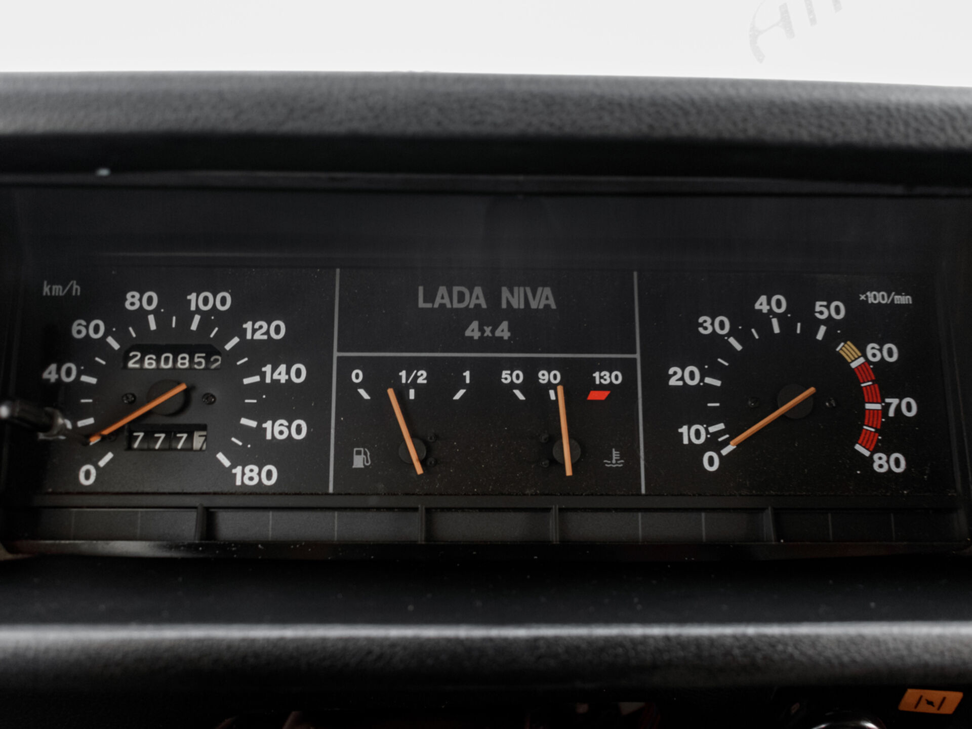 Купить Lada (ВАЗ) 2121 (4×4) 1.7 MT (79 л.с.) 4WD, 1998 в Екатеренбурге