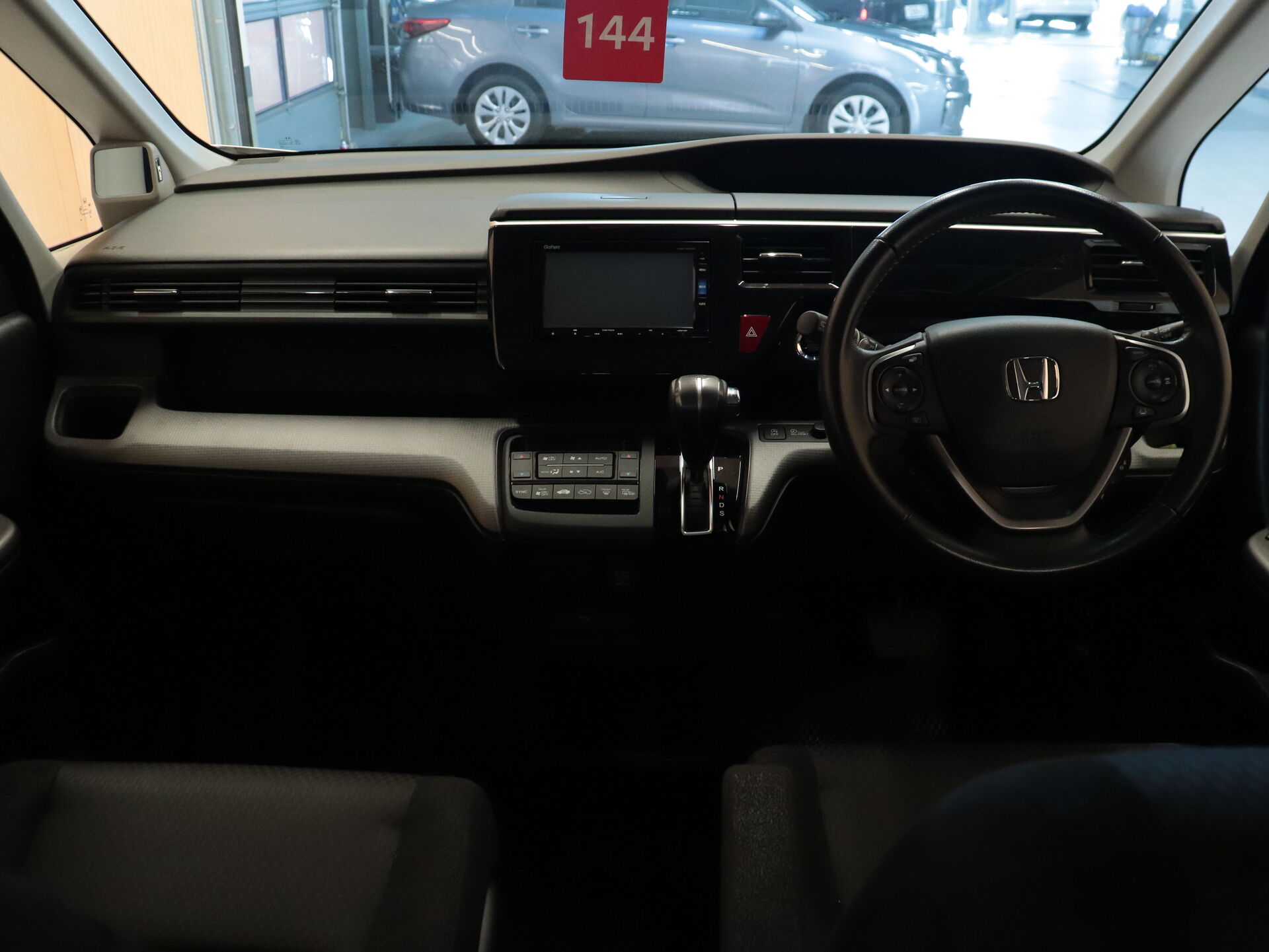 Honda Stepwgn 2019 18