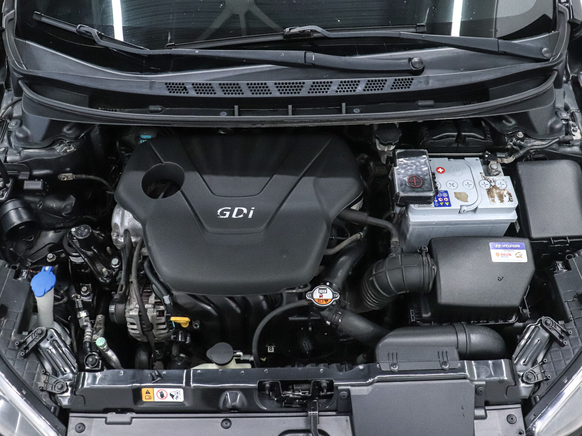 Hyundai Avante 2012 26