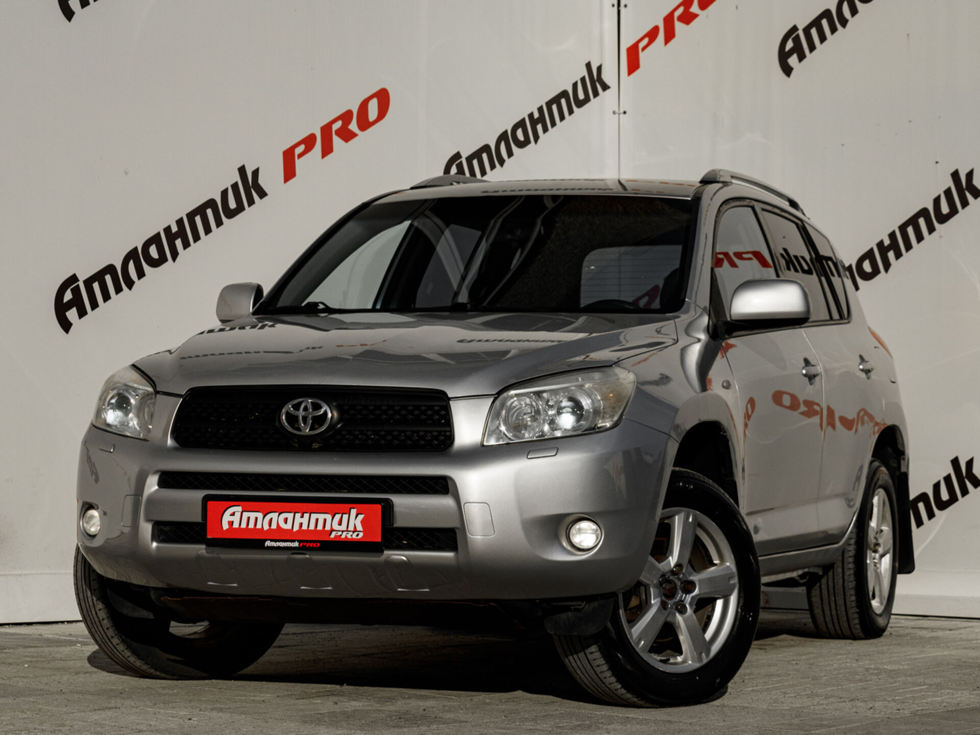 Купить Toyota RAV4 2.0 MT (152 л.с.) 4WD, 2006 в Екатеренбурге