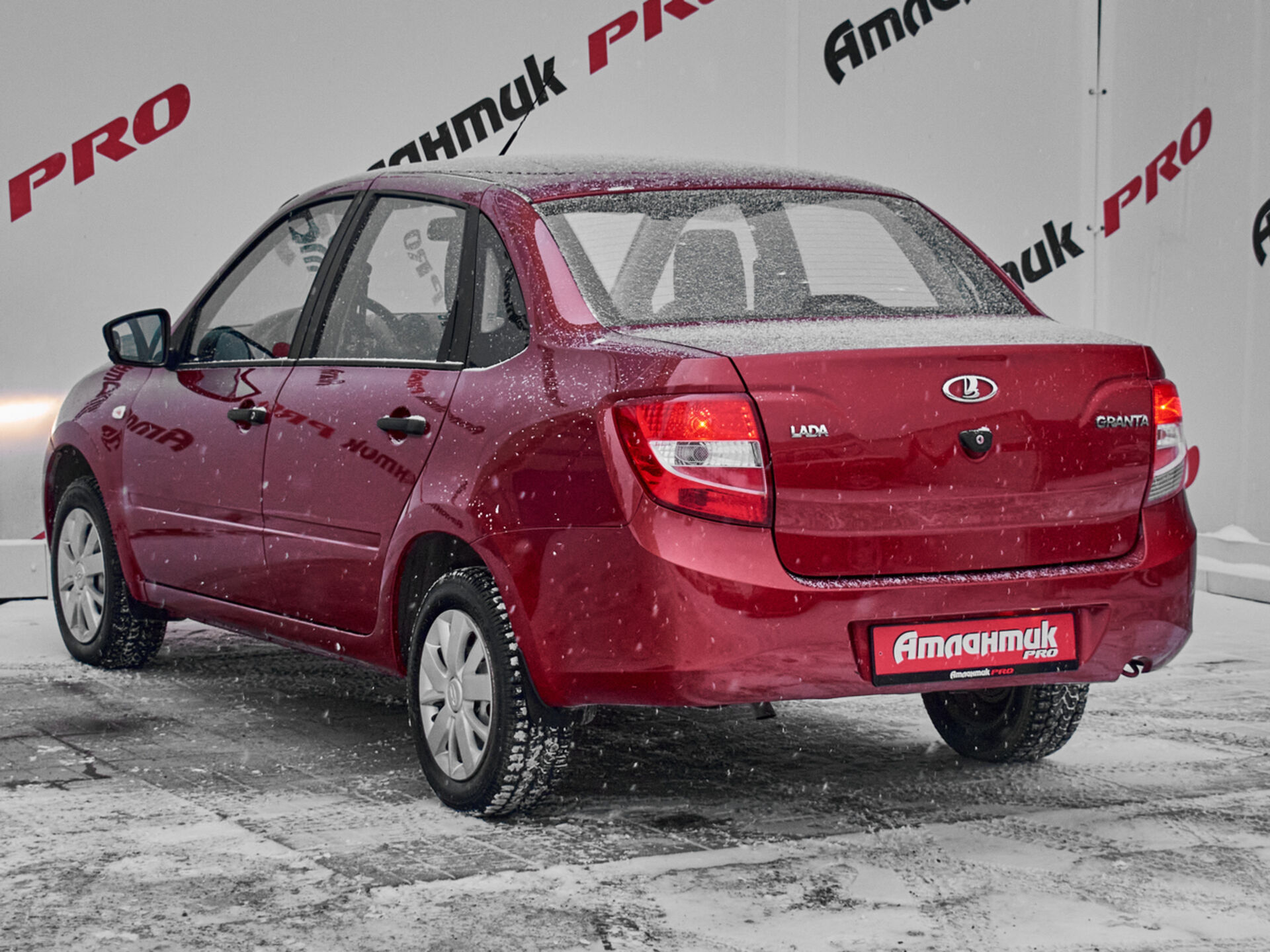 Купить Lada (ВАЗ) Granta 1.6 MT (87 л.с.), 2018 в Екатеренбурге