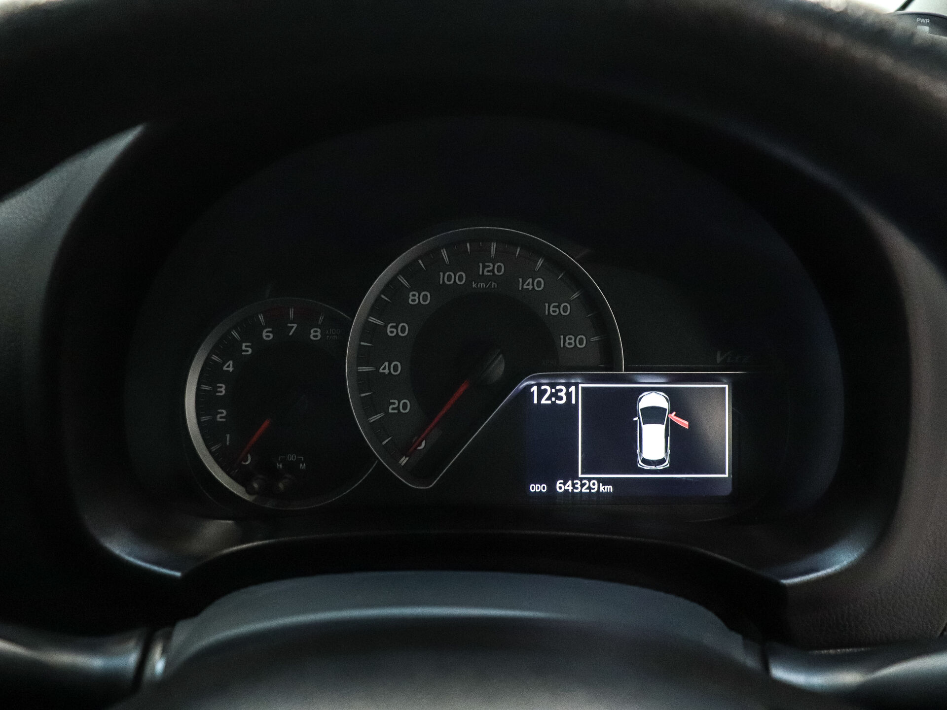 Toyota Vitz 2016 10
