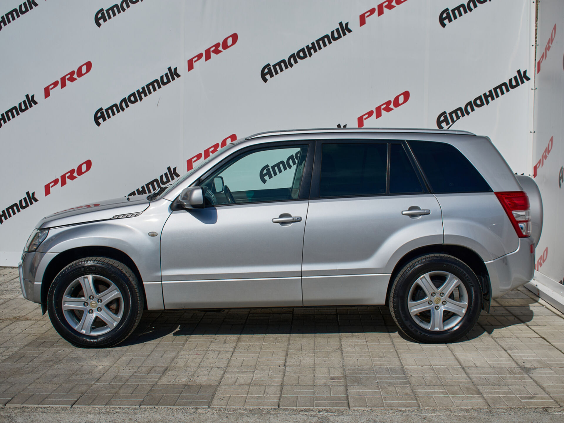 Купить Suzuki Grand Vitara 2.0 AT (140 л.с.) 4WD, 2008 в Екатеренбурге