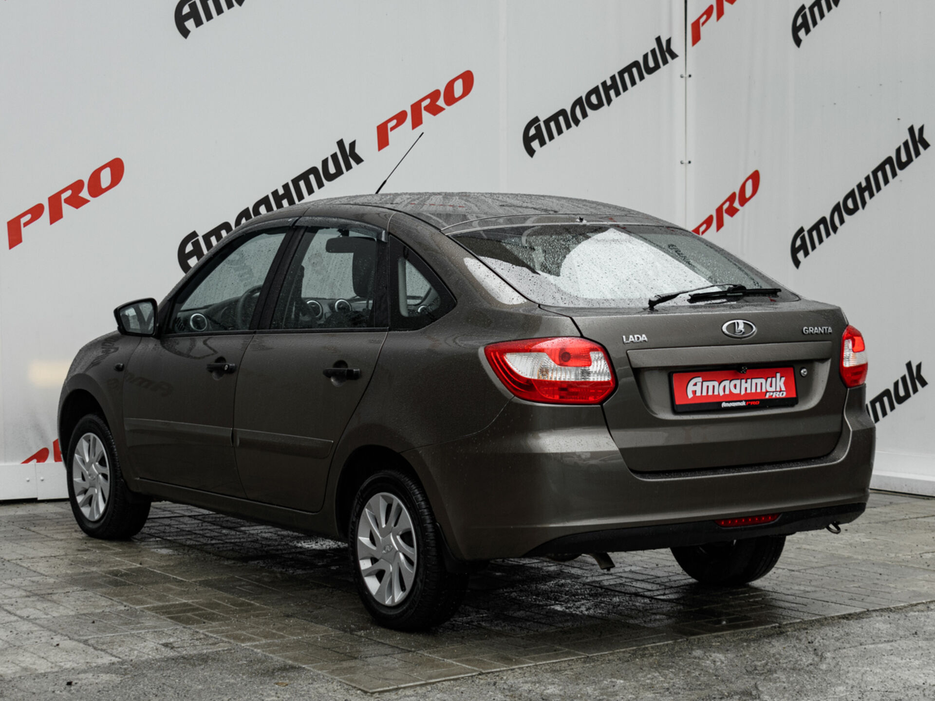 Купить Lada (ВАЗ) Granta 1.6 MT (106 л.с.), 2018 в Екатеренбурге
