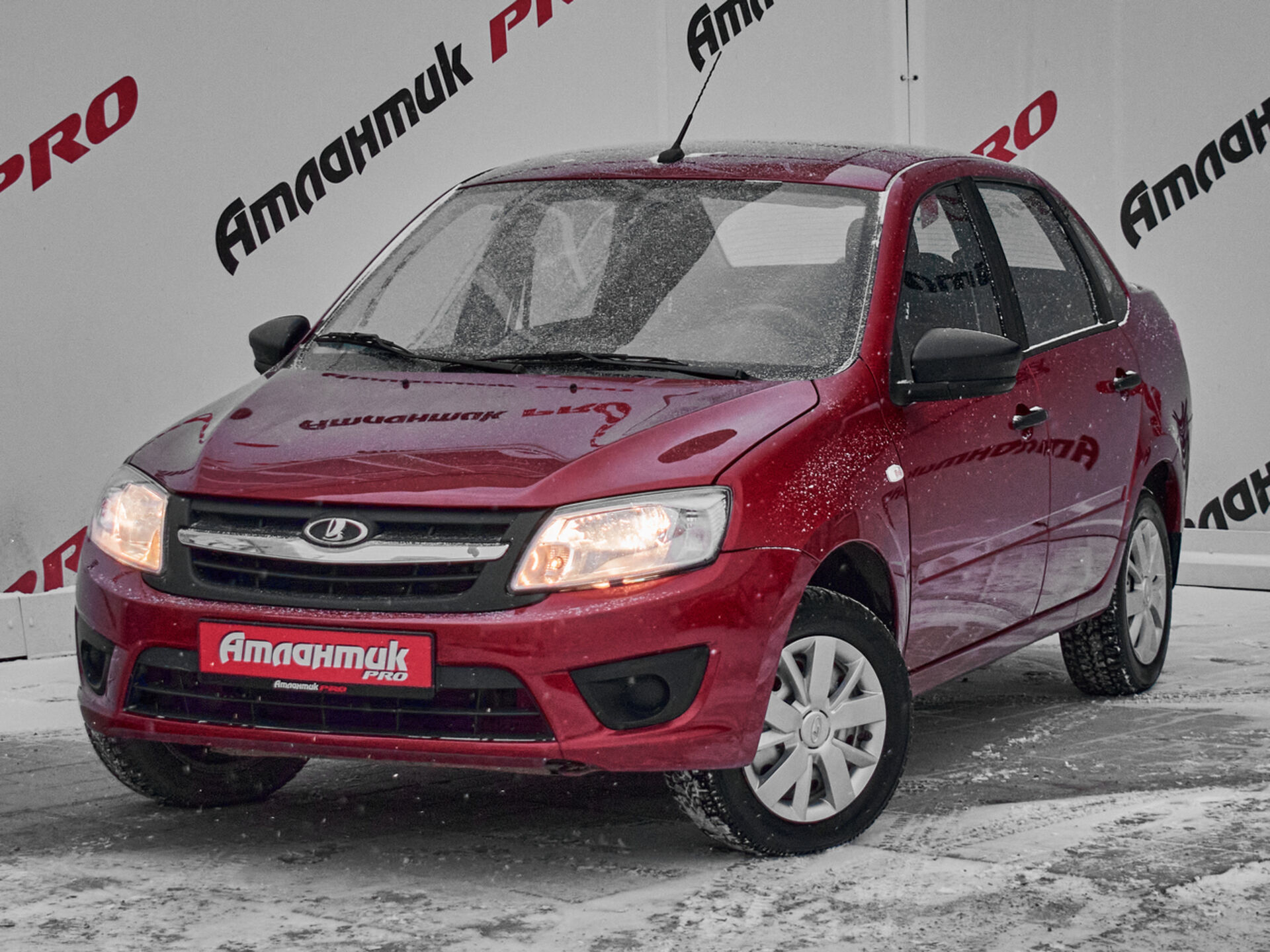 Купить Lada (ВАЗ) Granta 1.6 MT (87 л.с.), 2018 в Екатеренбурге