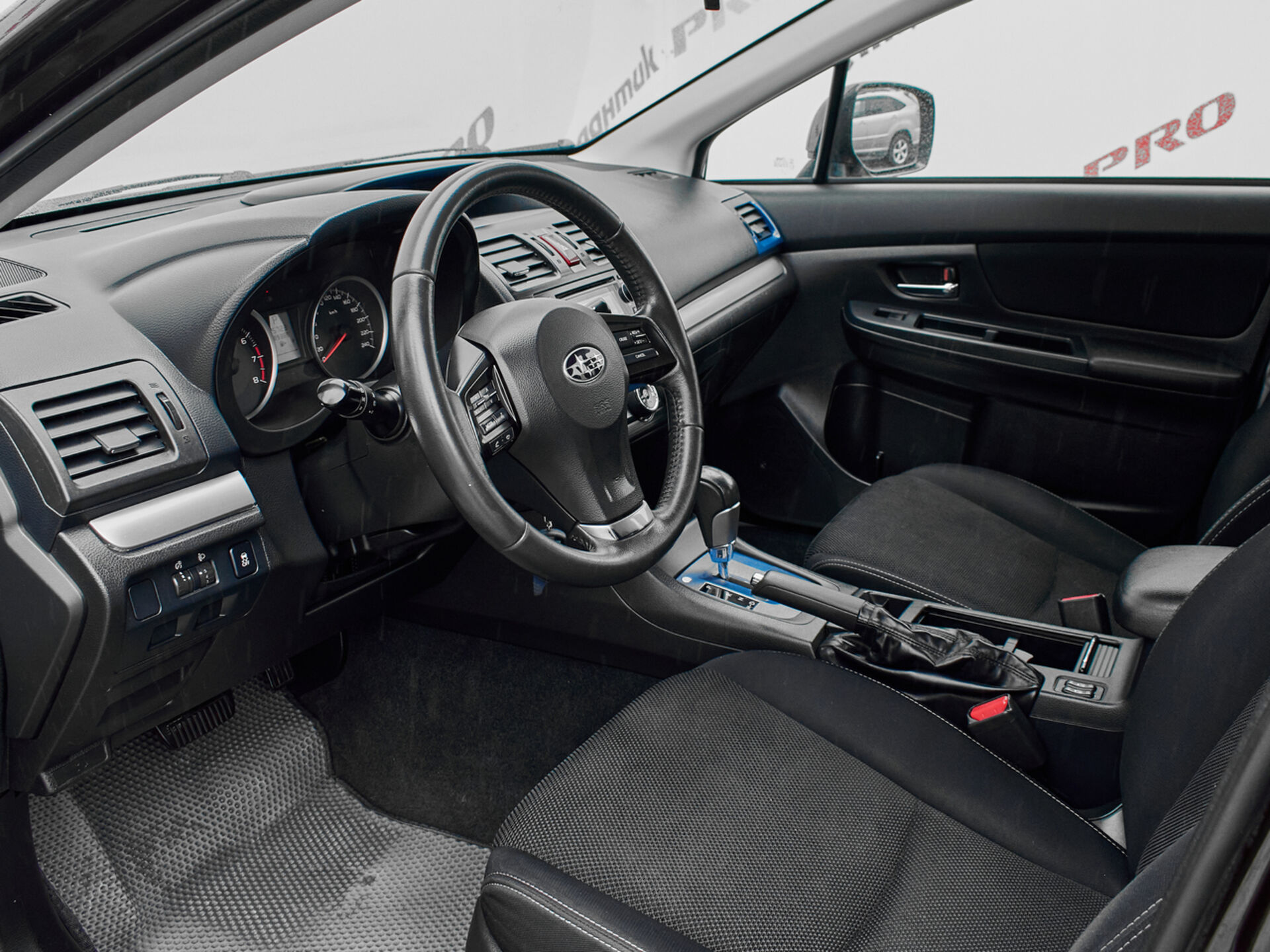 Купить Subaru XV 2.0 CVT (150 л.с.) 4WD, 2012 в Екатеренбурге
