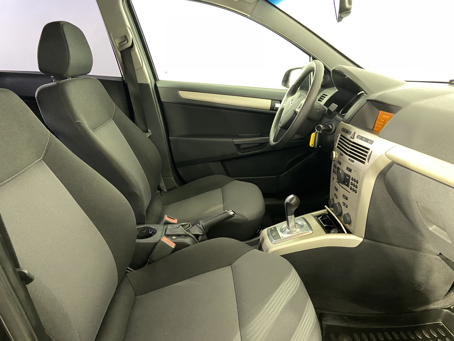 Opel Astra None 2008 г.в., 197 016 км.
