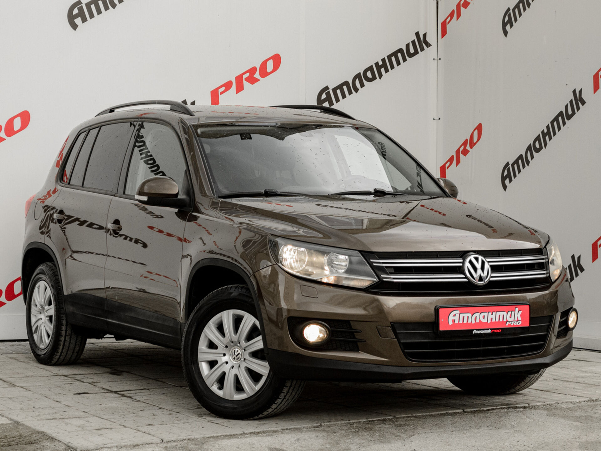Купить Volkswagen Tiguan 1.4 AMT (150 л.с.), 2015 в Екатеренбурге