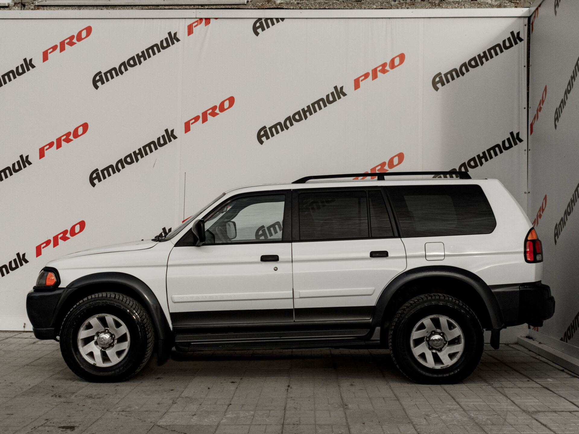 Купить Mitsubishi Montero Sport 3.0 AT (177 л.с.), 2001 в Екатеренбурге