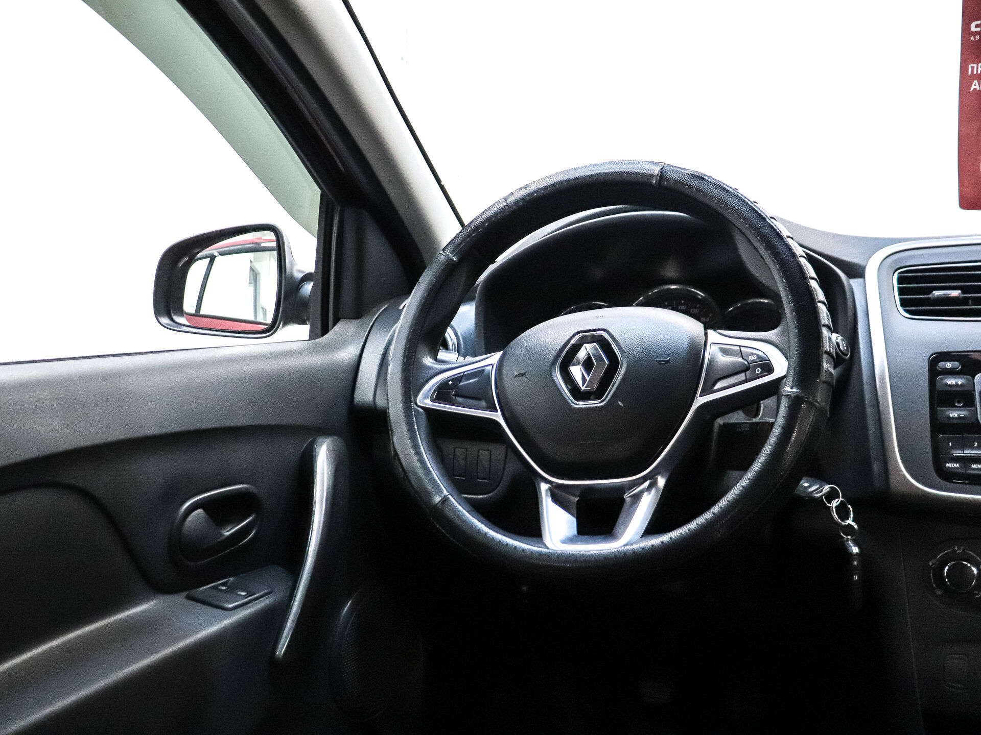 Renault Sandero 2019 14