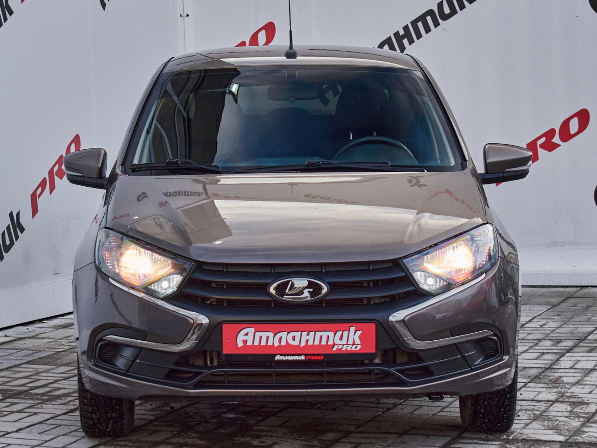 Купить Lada (ВАЗ) Granta 1.6 MT (106 л.с.), 2018 в Екатеренбурге