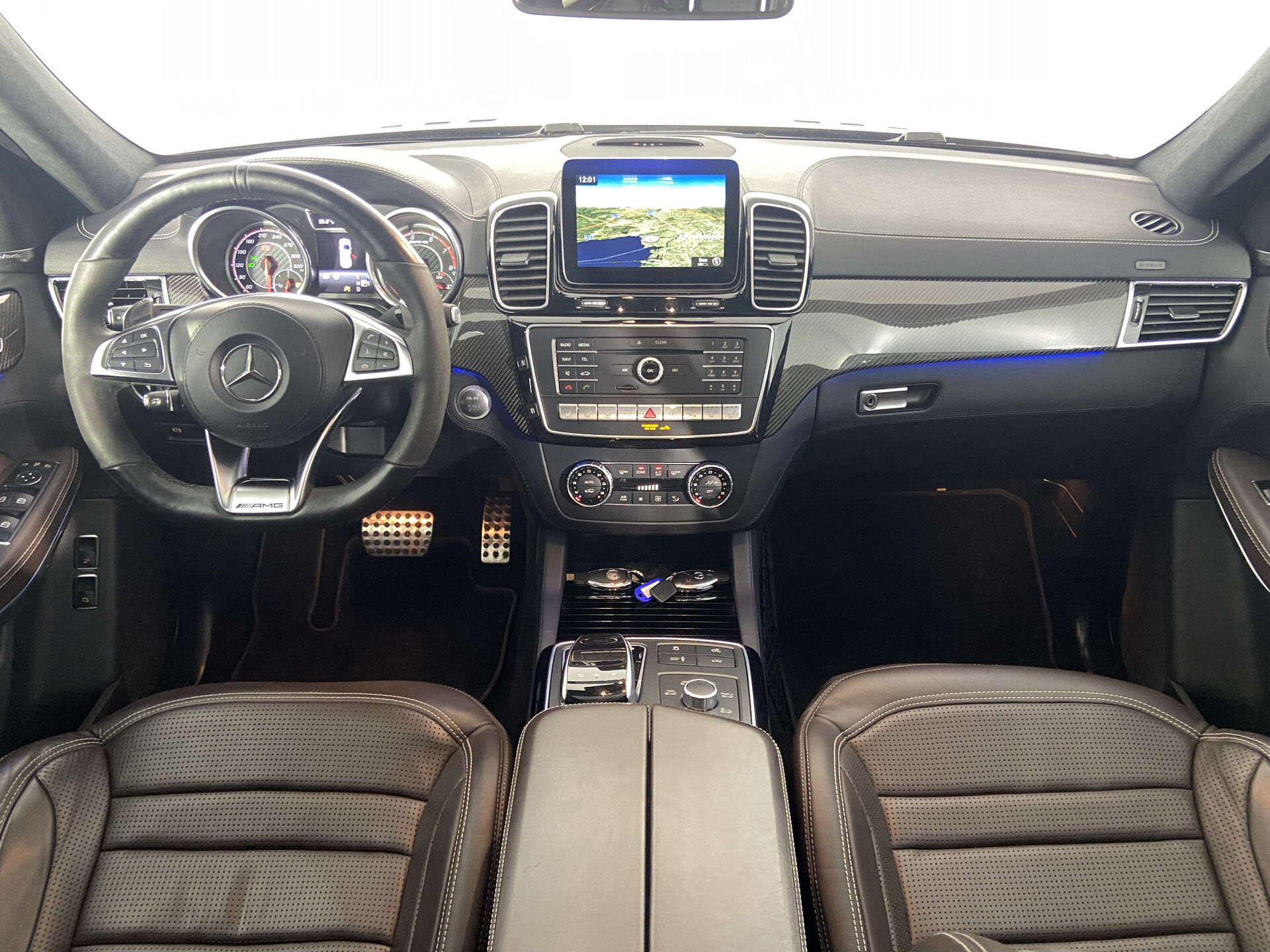 Mercedes-Benz GLS AMG AMG GLS 63 4MATIC Особая серия 2016 г.в., 113 670 км.