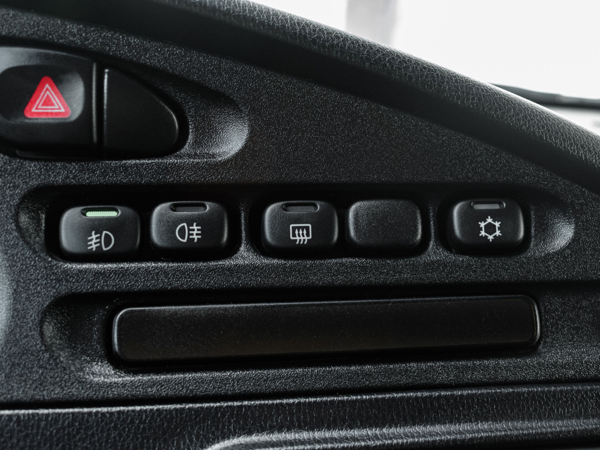 Купить Chevrolet Niva 1.7 MT (80 л.с.) 4WD, 2018 в Екатеренбурге
