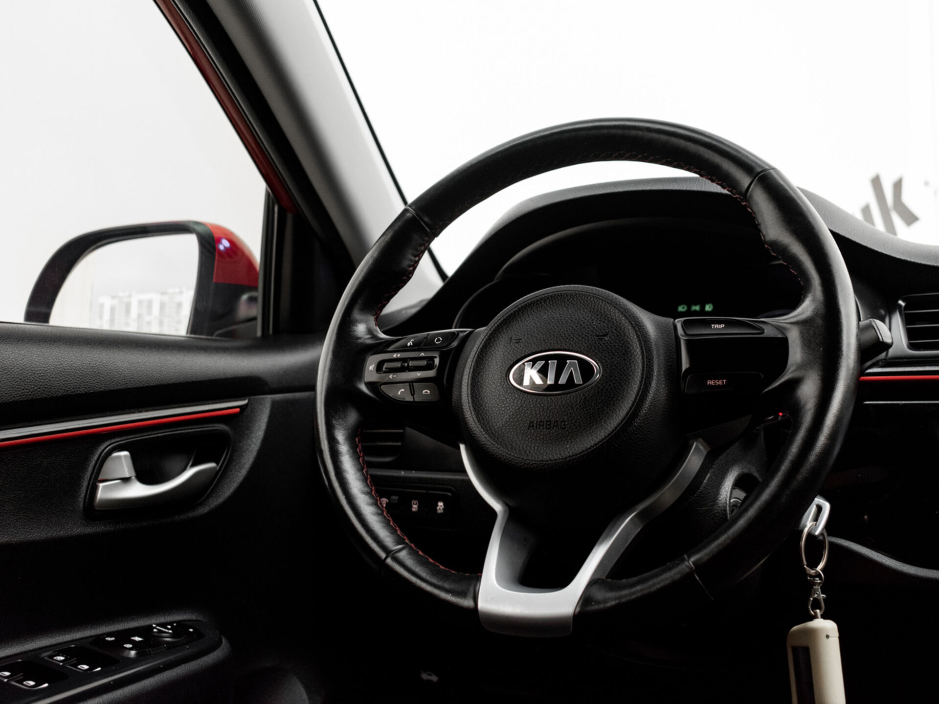 Купить Kia Rio 1.6 MT (123 л.с.), 2019 в Екатеренбурге