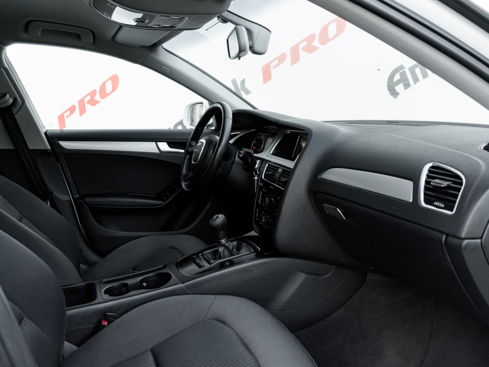 Купить Audi A4 1.8 MT (120 л.с.), 2011 в Екатеренбурге