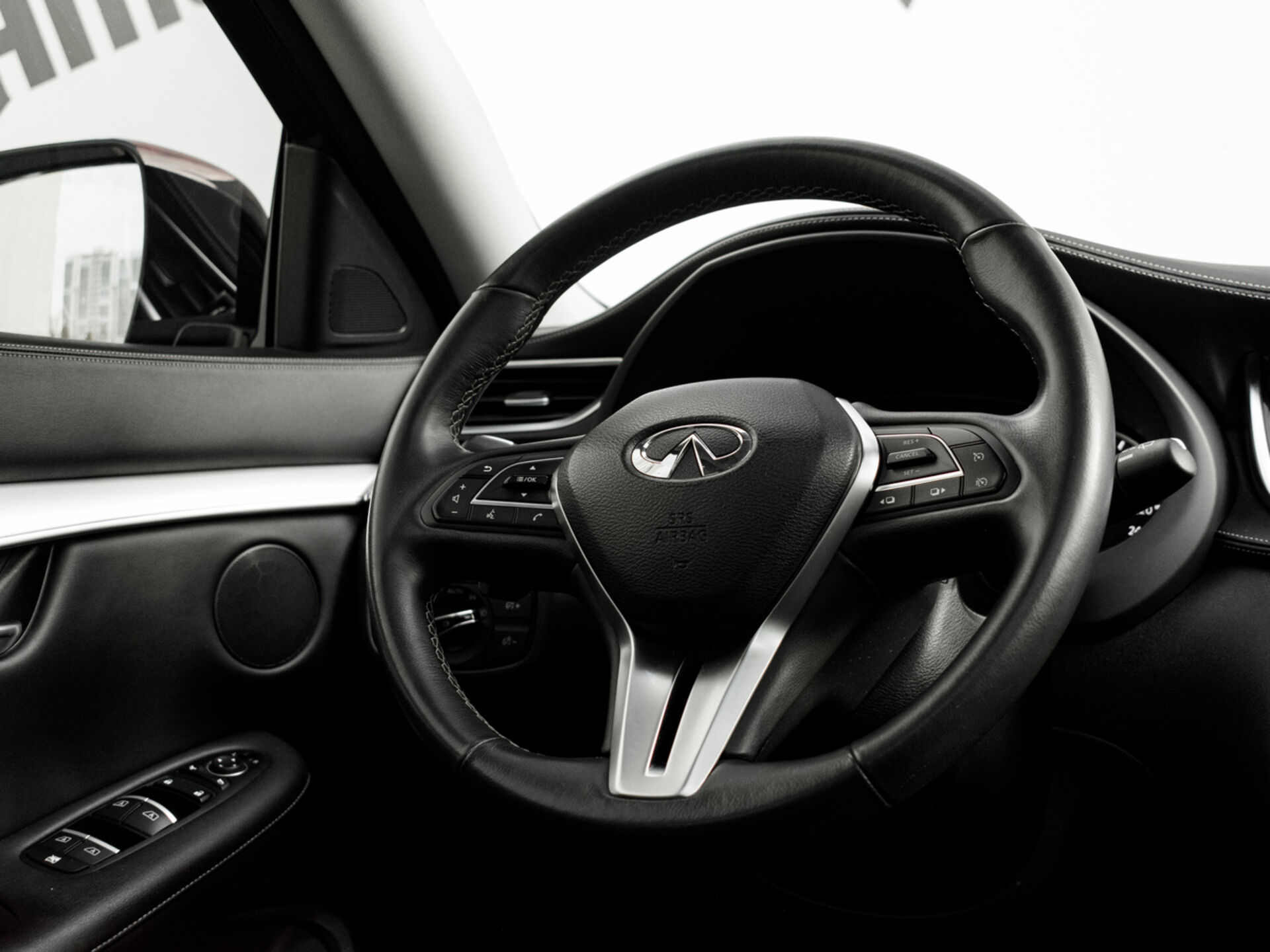 Купить Infiniti QX50 2.0 CVT (249 л.с.) 4WD, 2019 в Екатеренбурге