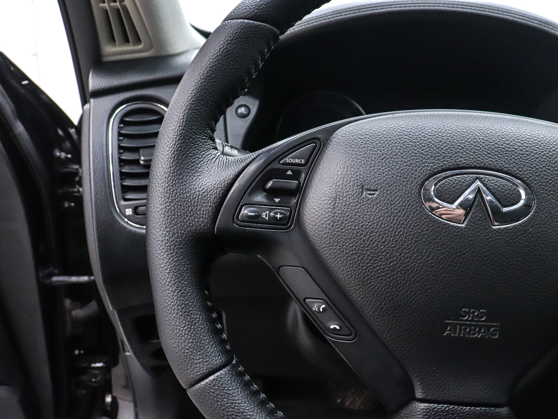 Infiniti QX50 2016 12