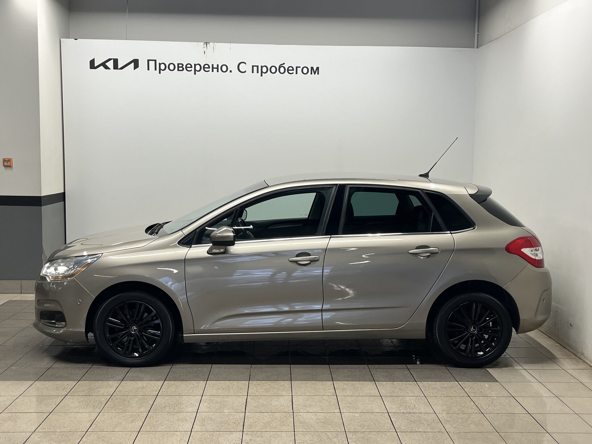 Citroen C4 Exclusive 2012 г.в., 207 218 км.