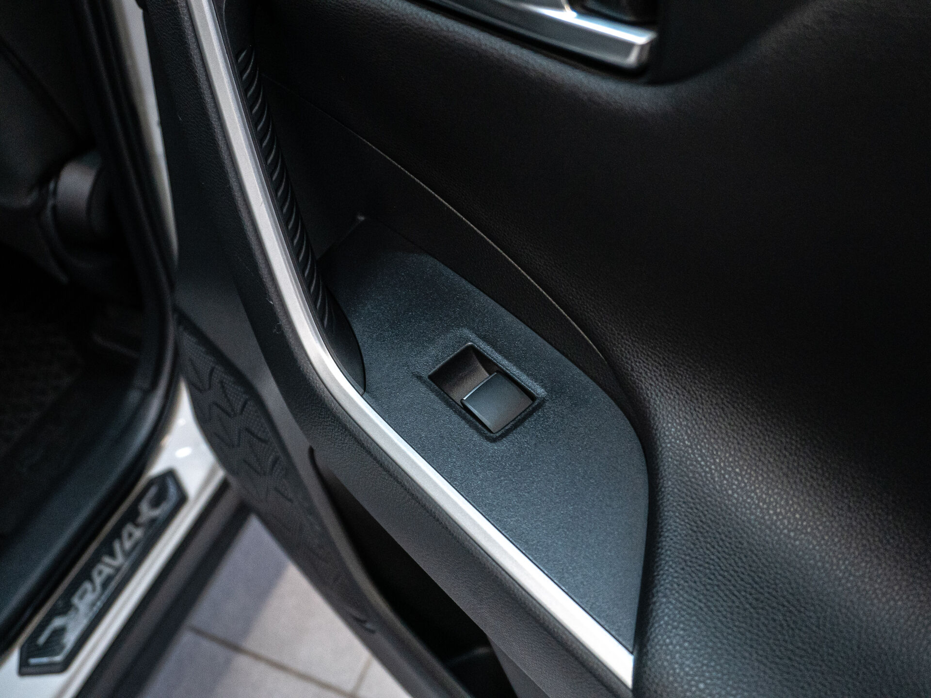 Toyota RAV4 2019 23
