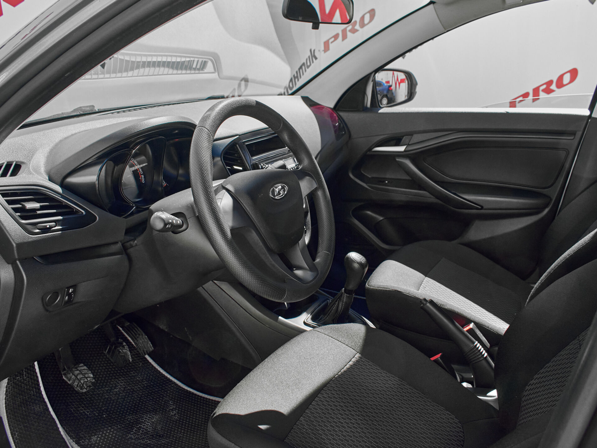 Купить Lada (ВАЗ) Vesta 1.6 MT (106 л.с.), 2020 в Екатеренбурге