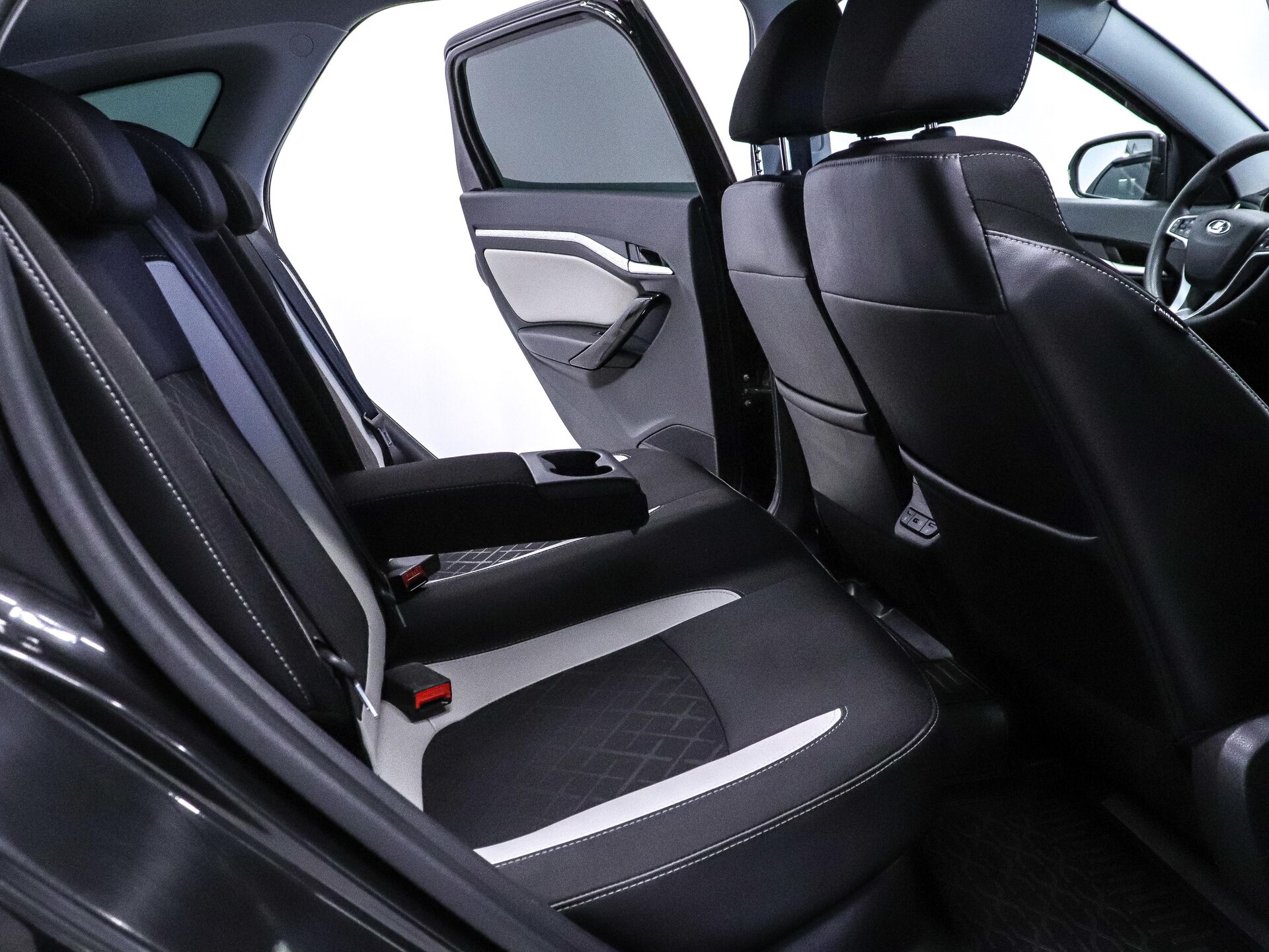 LADA (ВАЗ) Vesta 2018 24