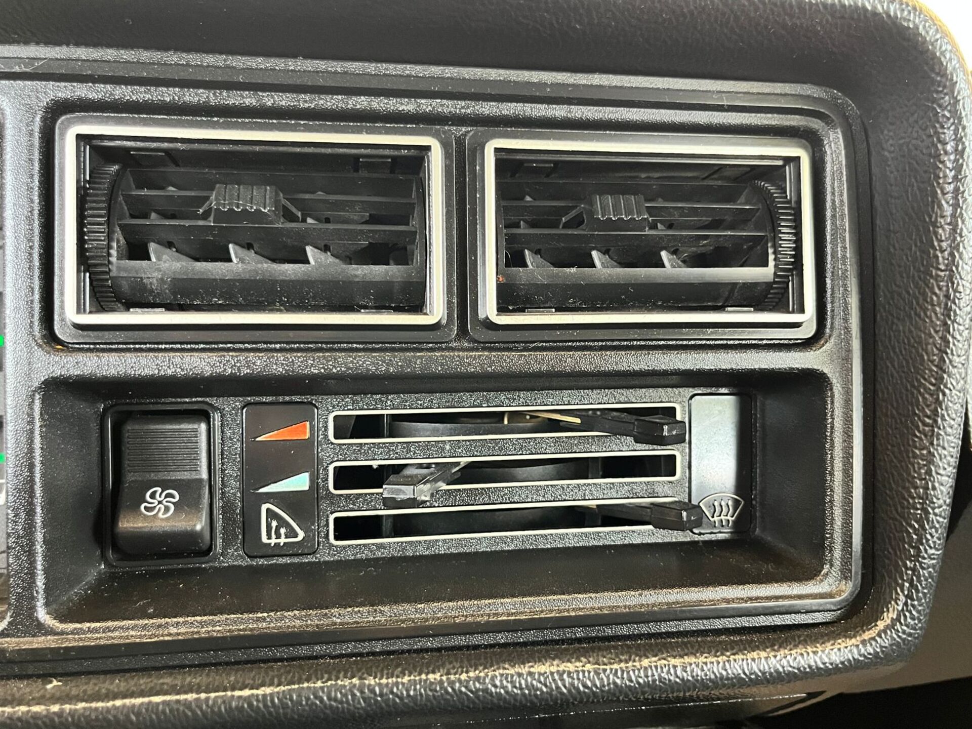 Lada 2107 None 2009 г.в., 64 507 км.