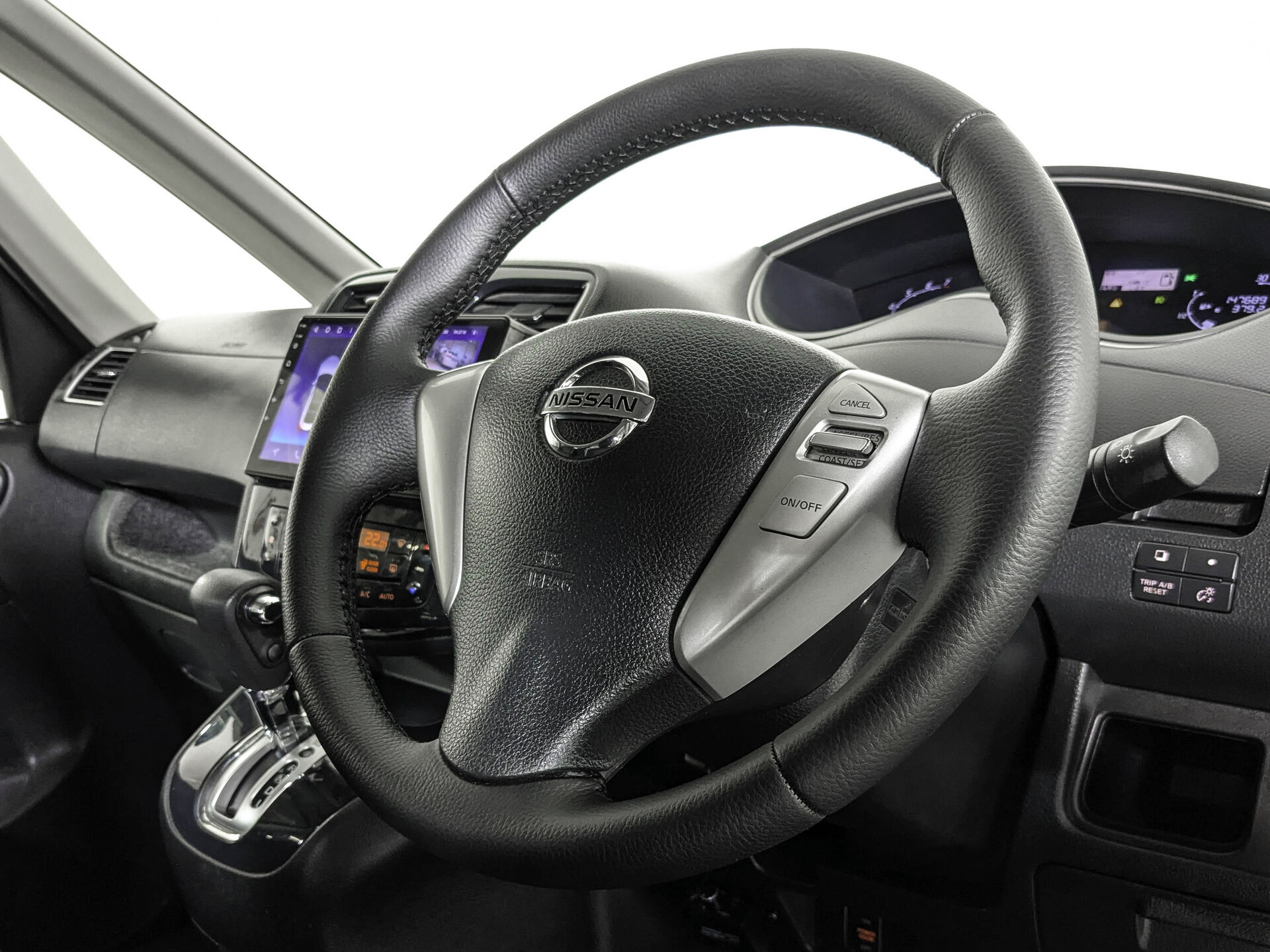 Nissan Serena Nissan Serena